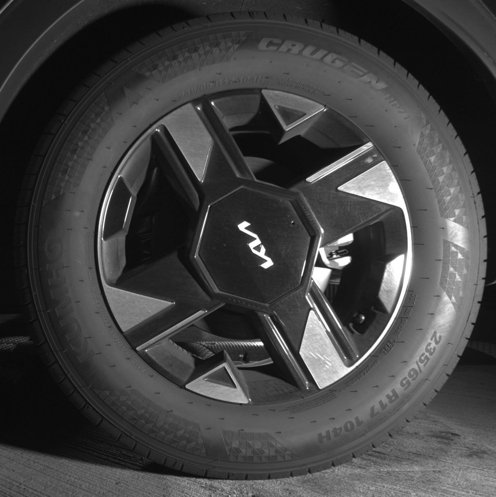 Thumbnail: 2026 Kia Sportage - 16