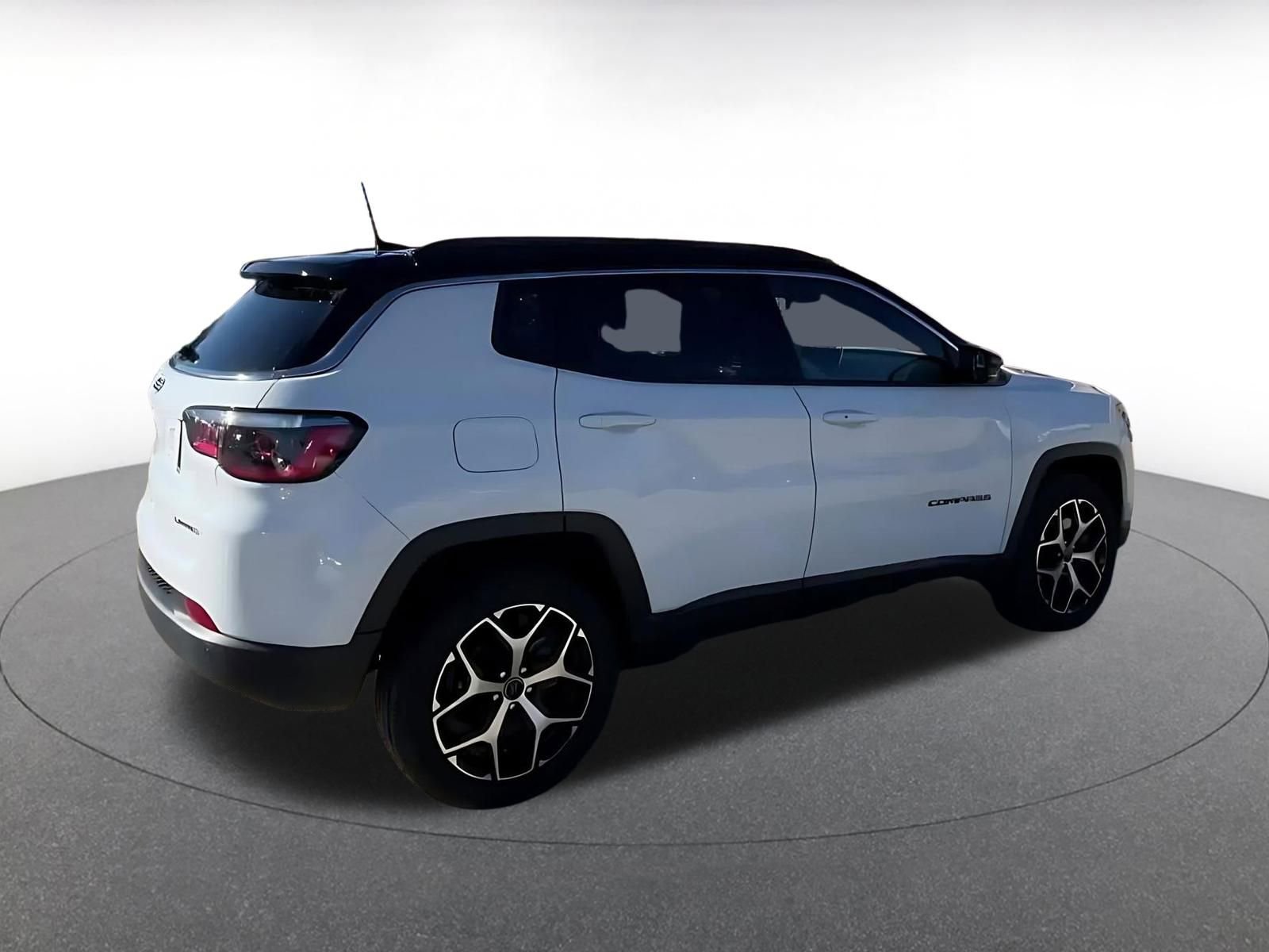 Thumbnail: 2025 Jeep Compass - 15