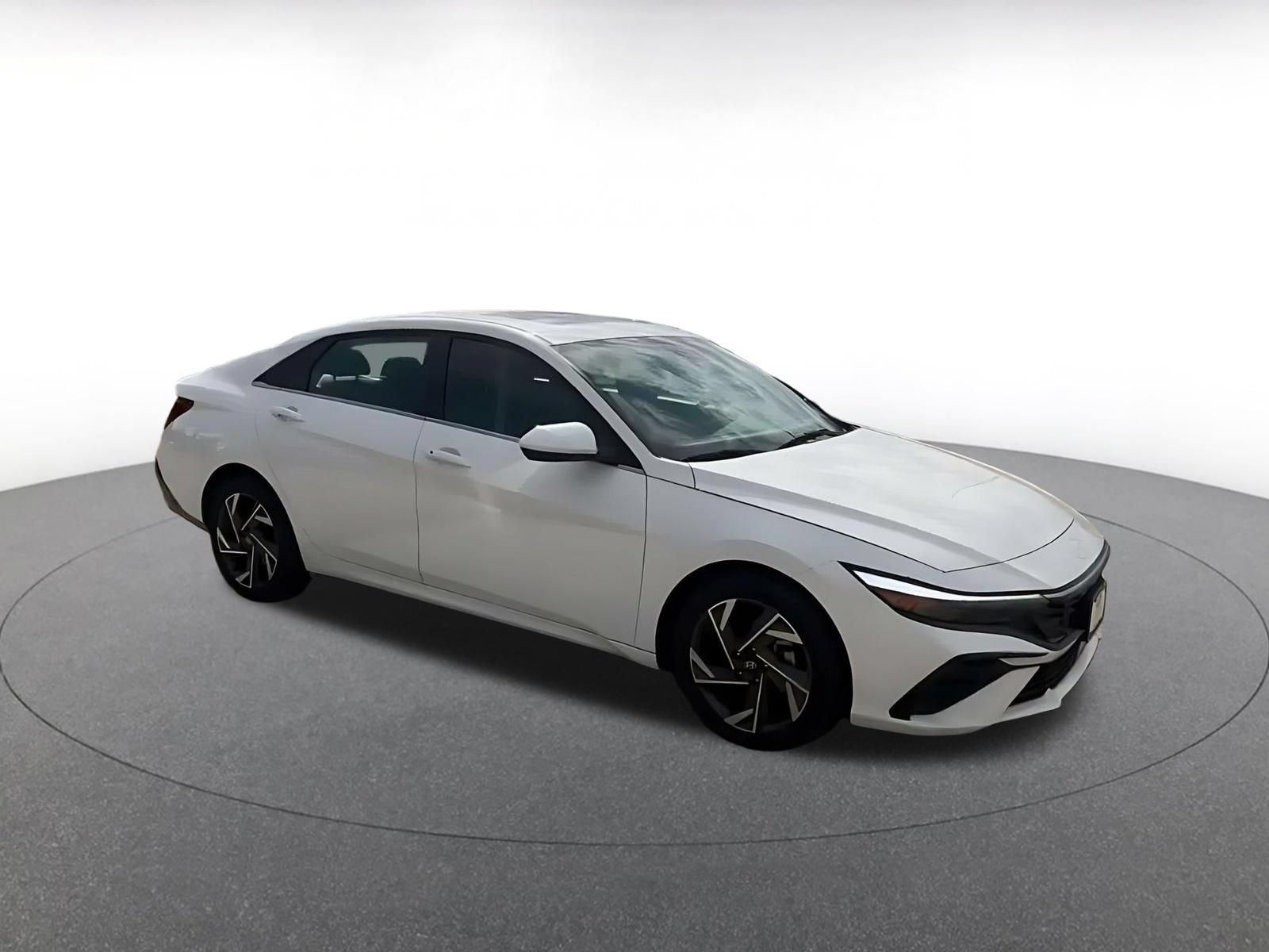Thumbnail: 2025 Hyundai Elantra - 2