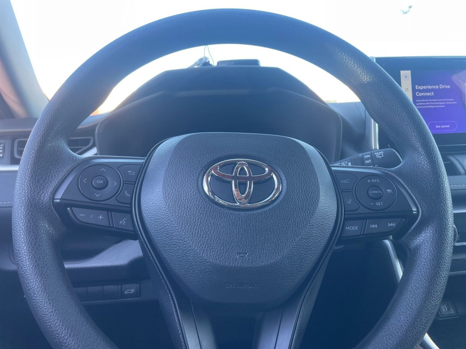 Thumbnail: 2025 Toyota RAV4 - 28