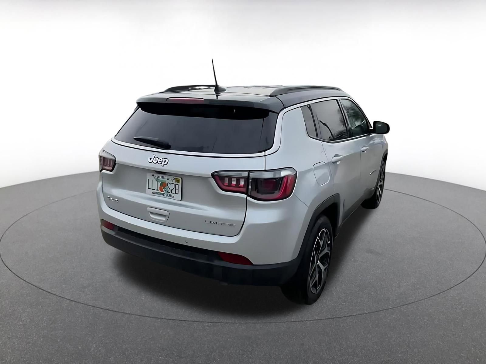 Thumbnail: 2025 Jeep Compass - 14