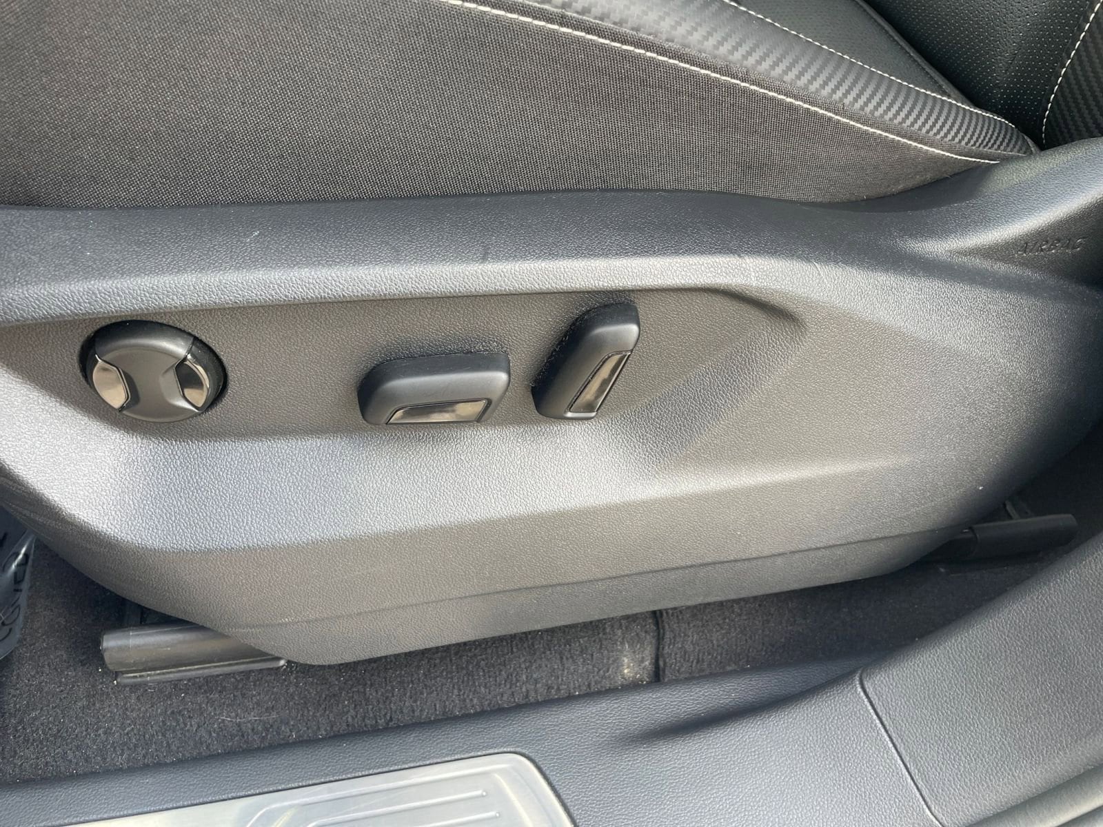 Thumbnail: 2025 Volkswagen Atlas - 23