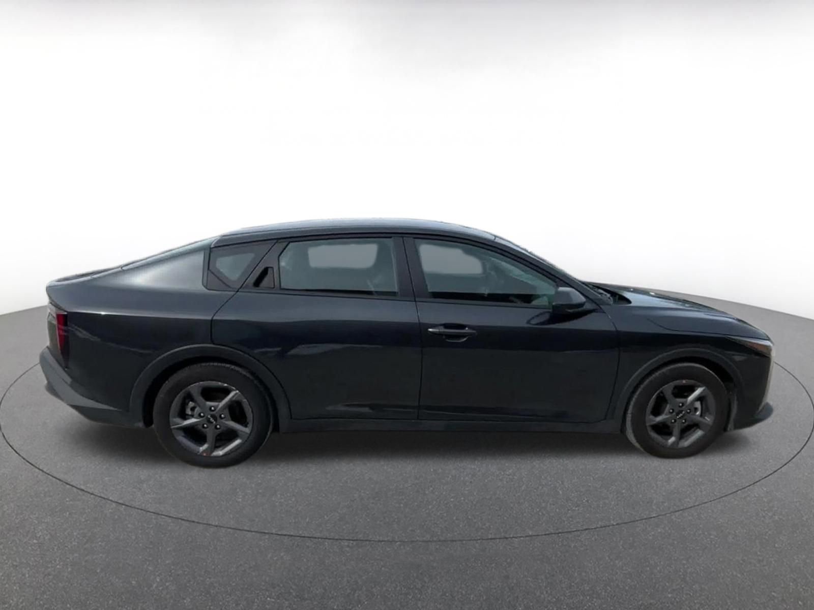 Thumbnail: 2025 Kia K4 - 16