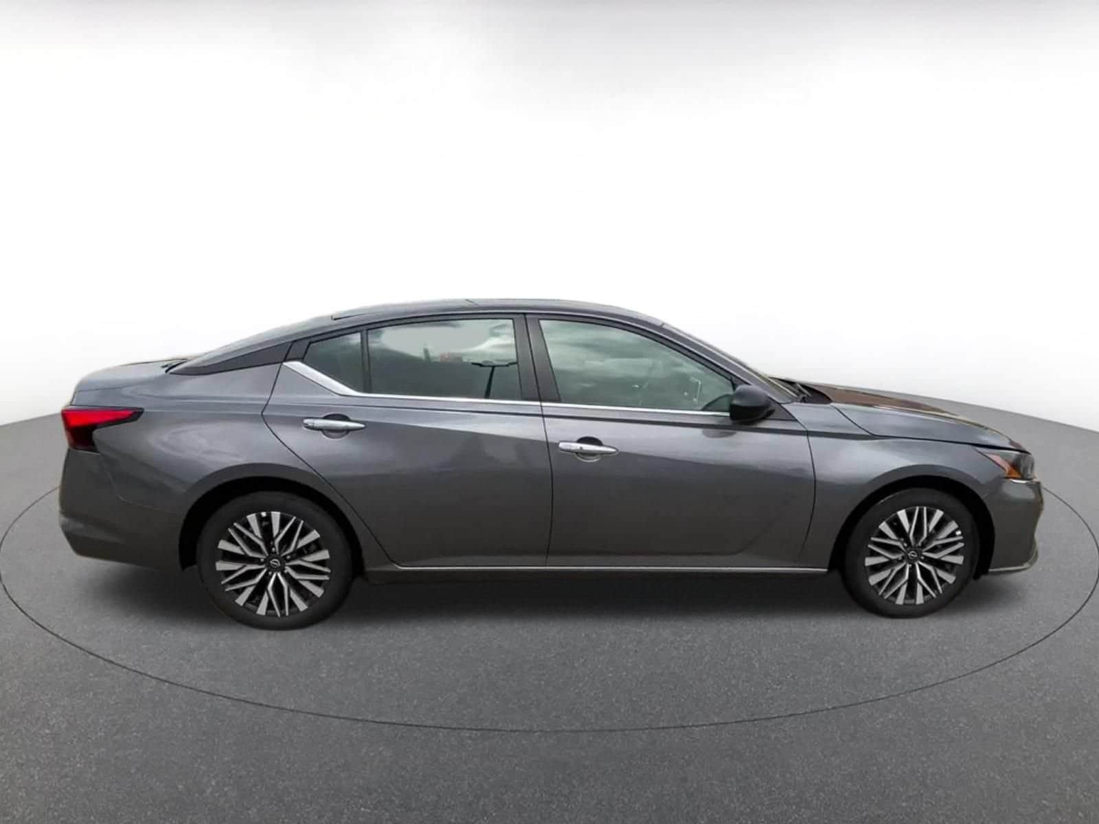 Thumbnail: 2025 Nissan Altima - 15