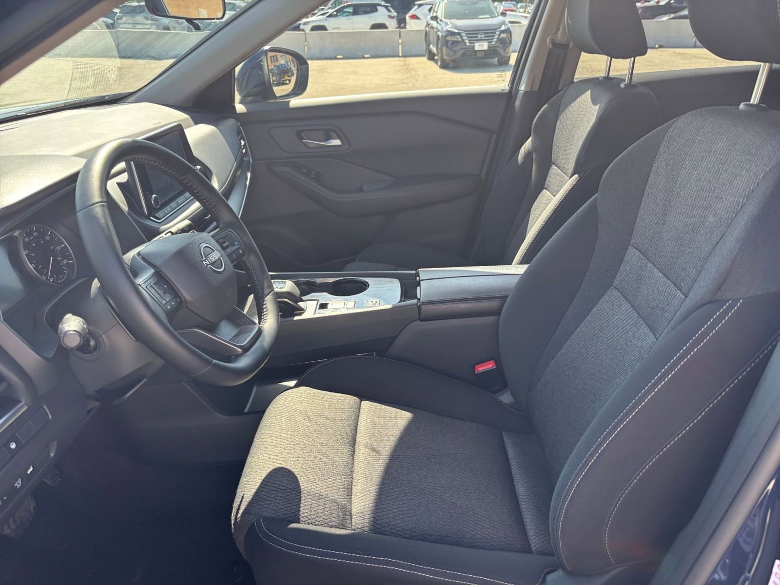 Thumbnail: 2025 Nissan Rogue - 29