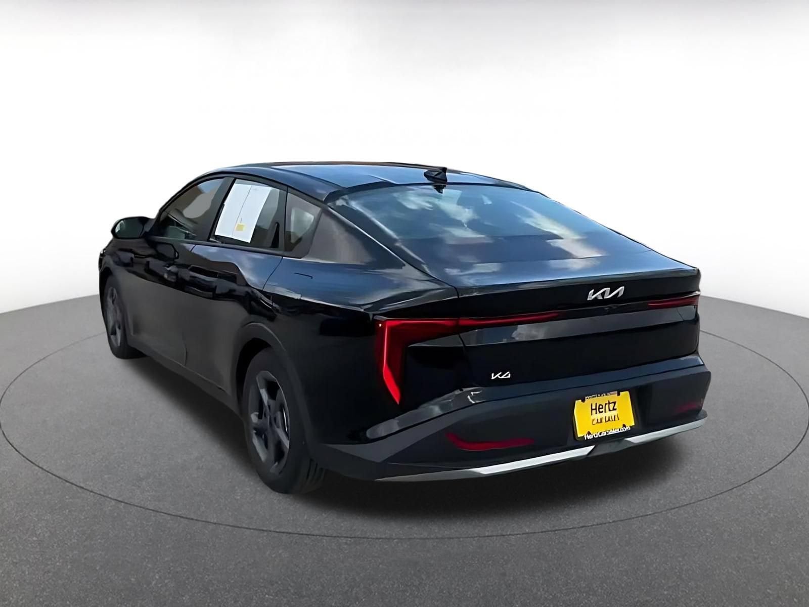 Thumbnail: 2025 Kia K4 - 10