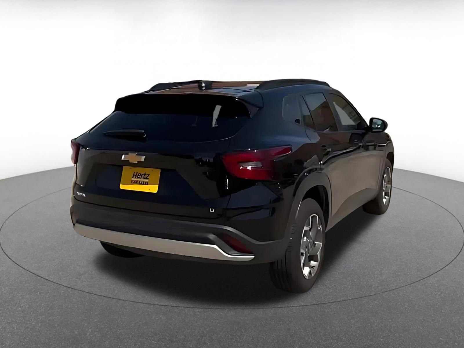 Thumbnail: 2025 Chevrolet Trax - 15