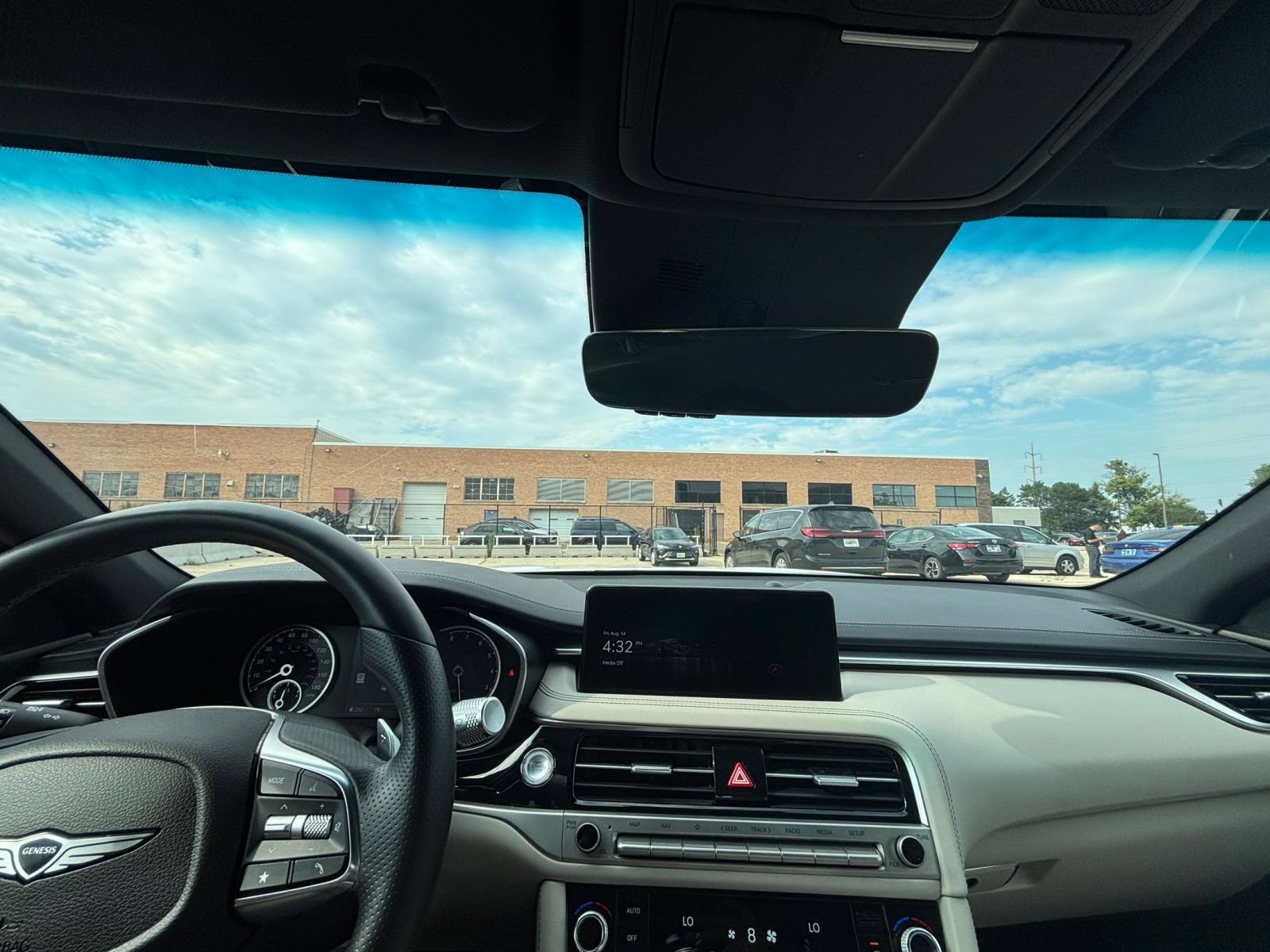 Thumbnail: 2025 Genesis G70 - 31
