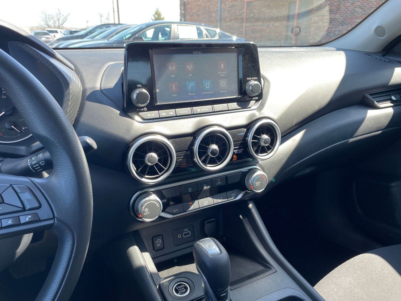 Thumbnail: 2025 Nissan Sentra - 17