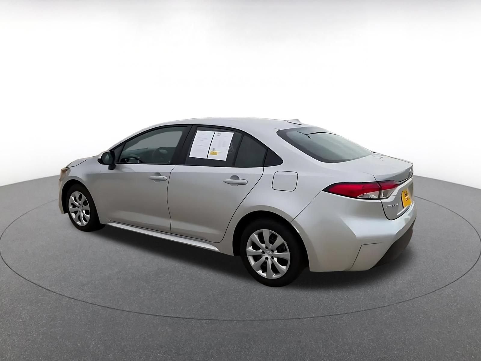 Thumbnail: 2025 Toyota Corolla - 10