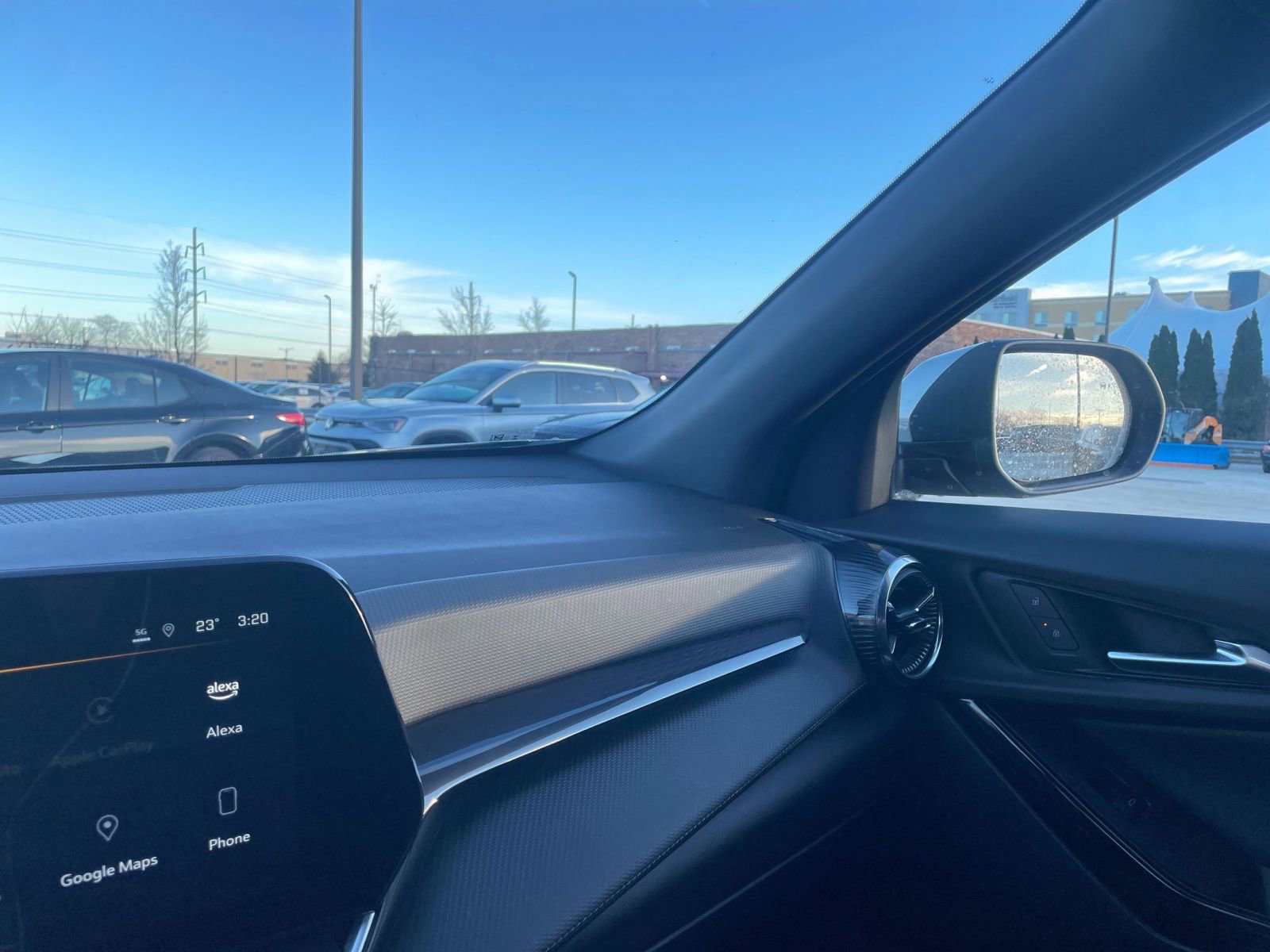 Thumbnail: 2025 Chevrolet Equinox - 35