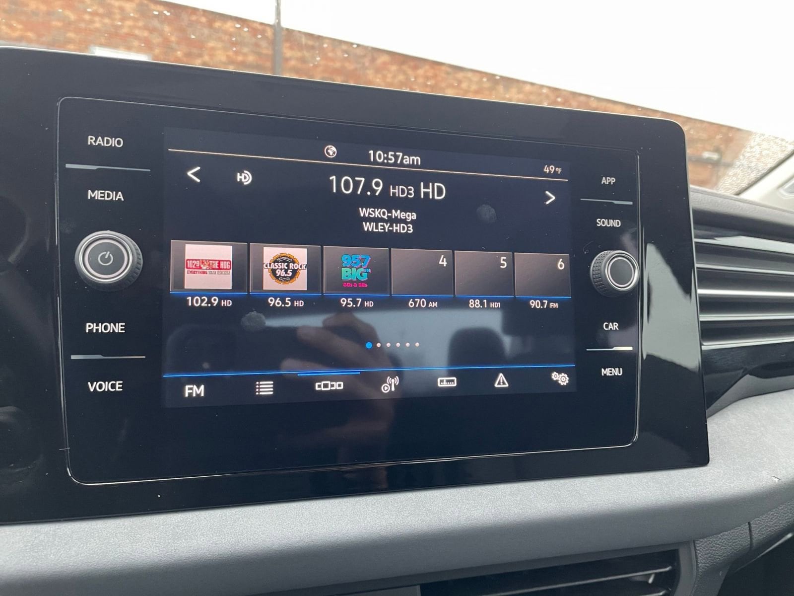 Thumbnail: 2025 Volkswagen Jetta - 21