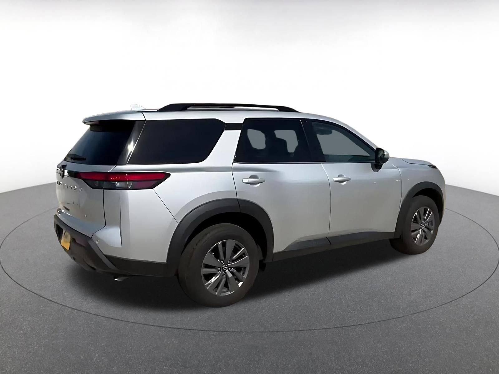 Thumbnail: 2025 Nissan Pathfinder - 14