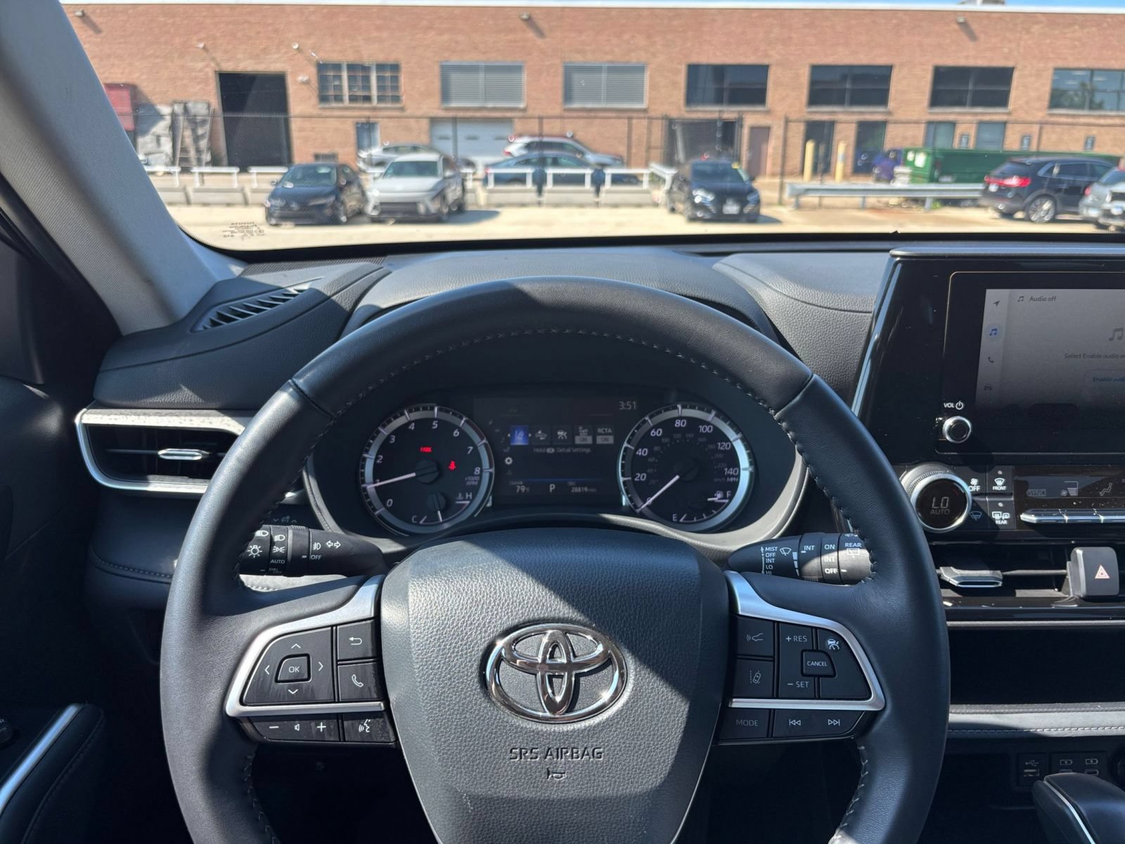 Thumbnail: 2025 Toyota Highlander - 35