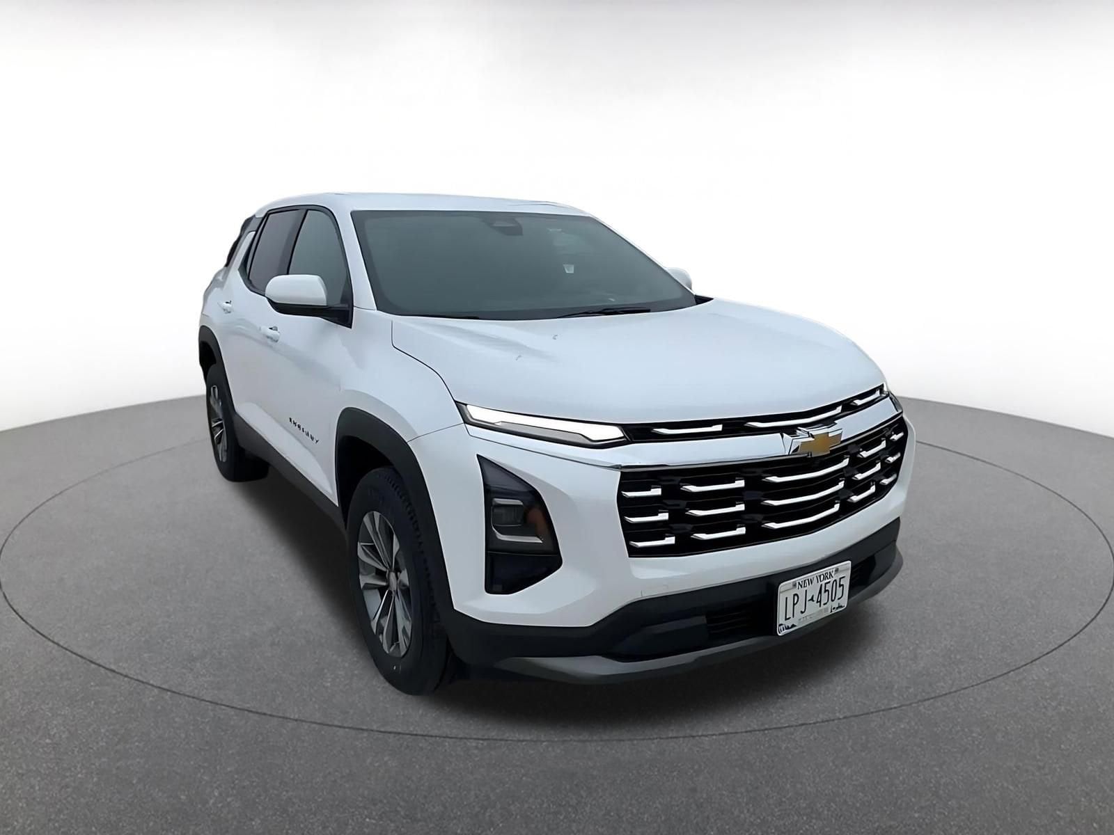 Thumbnail: 2025 Chevrolet Equinox - 3