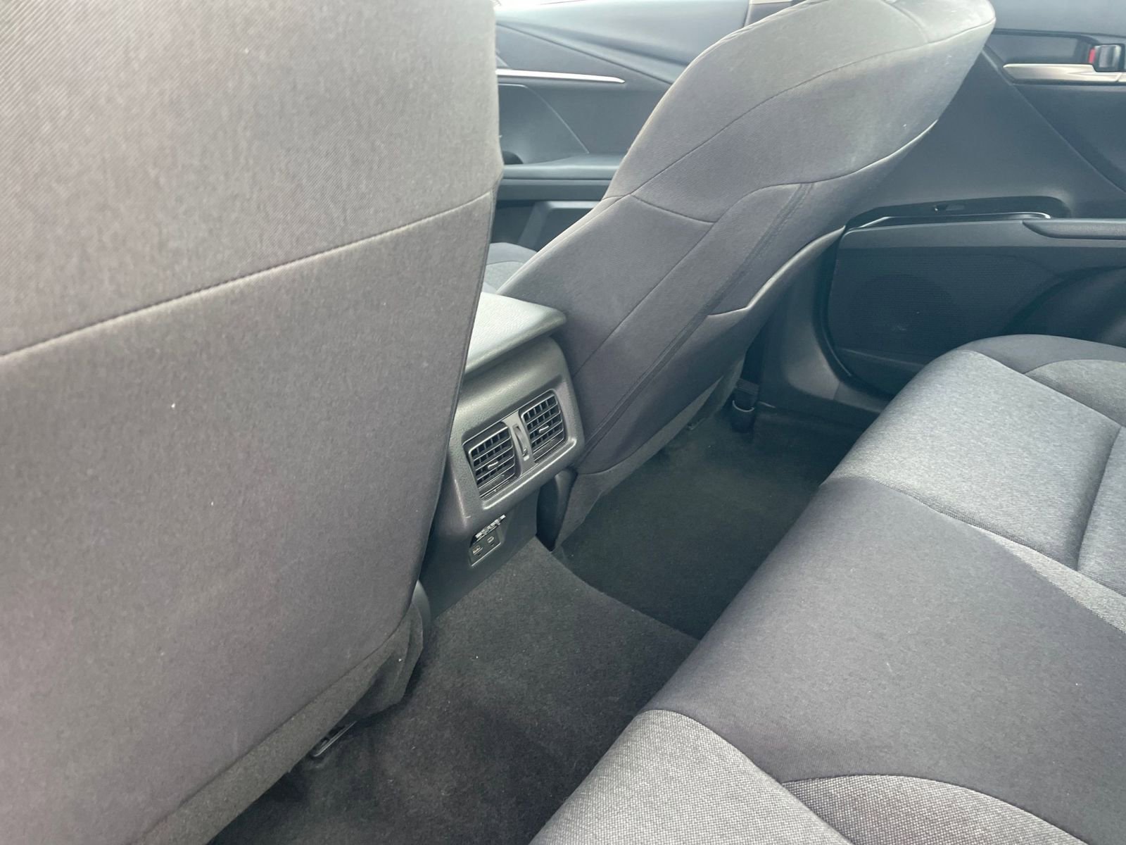 Thumbnail: 2025 Toyota Camry - 24