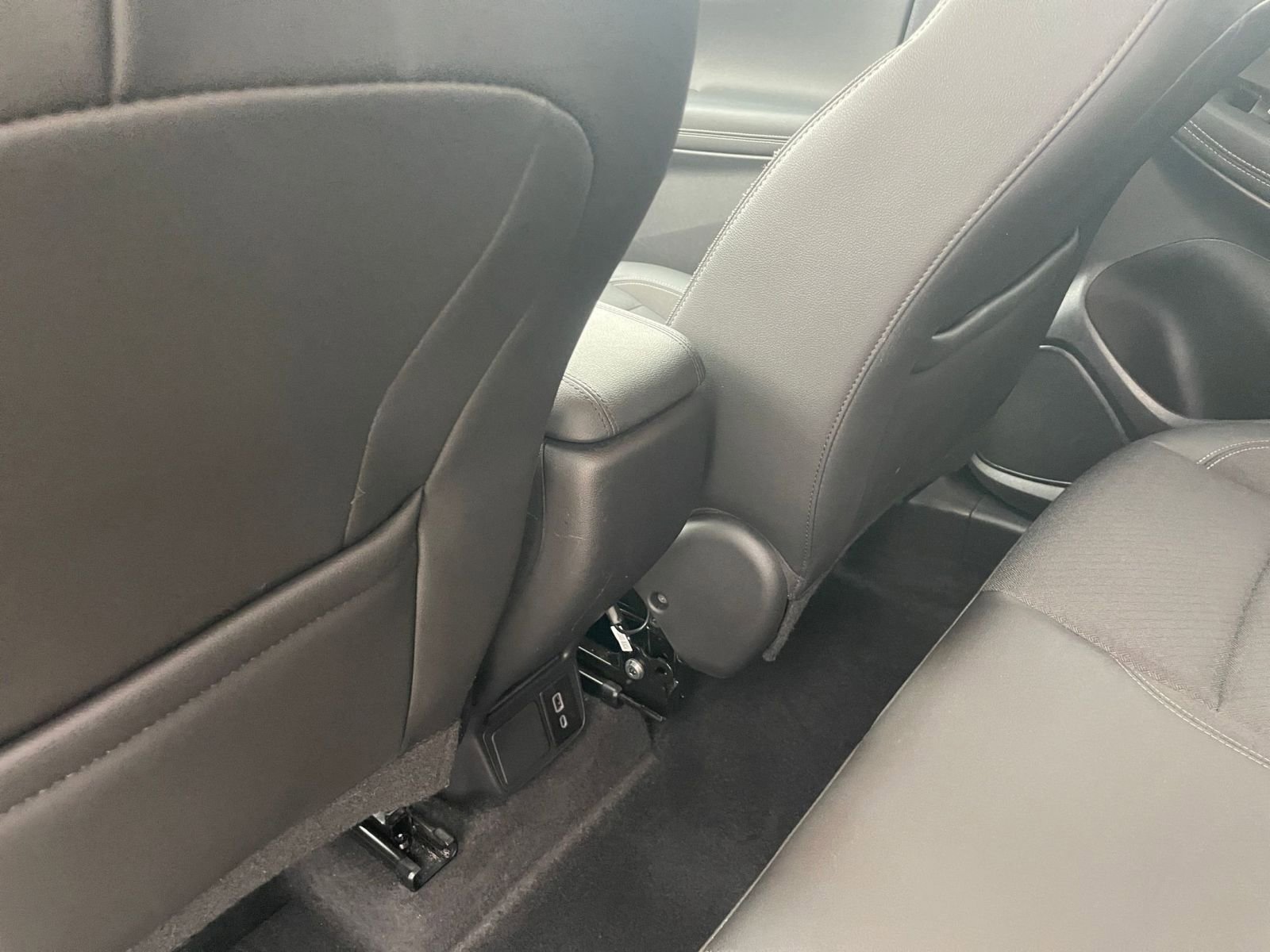 Thumbnail: 2025 Buick Encore GX - 23