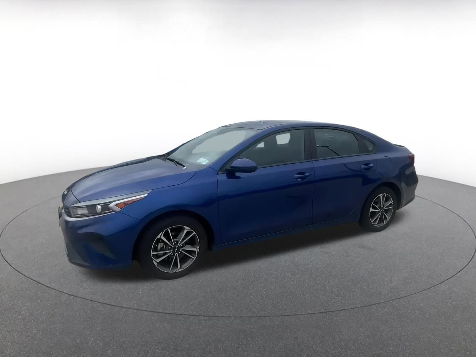 Thumbnail: 2024 Kia Forte - 8