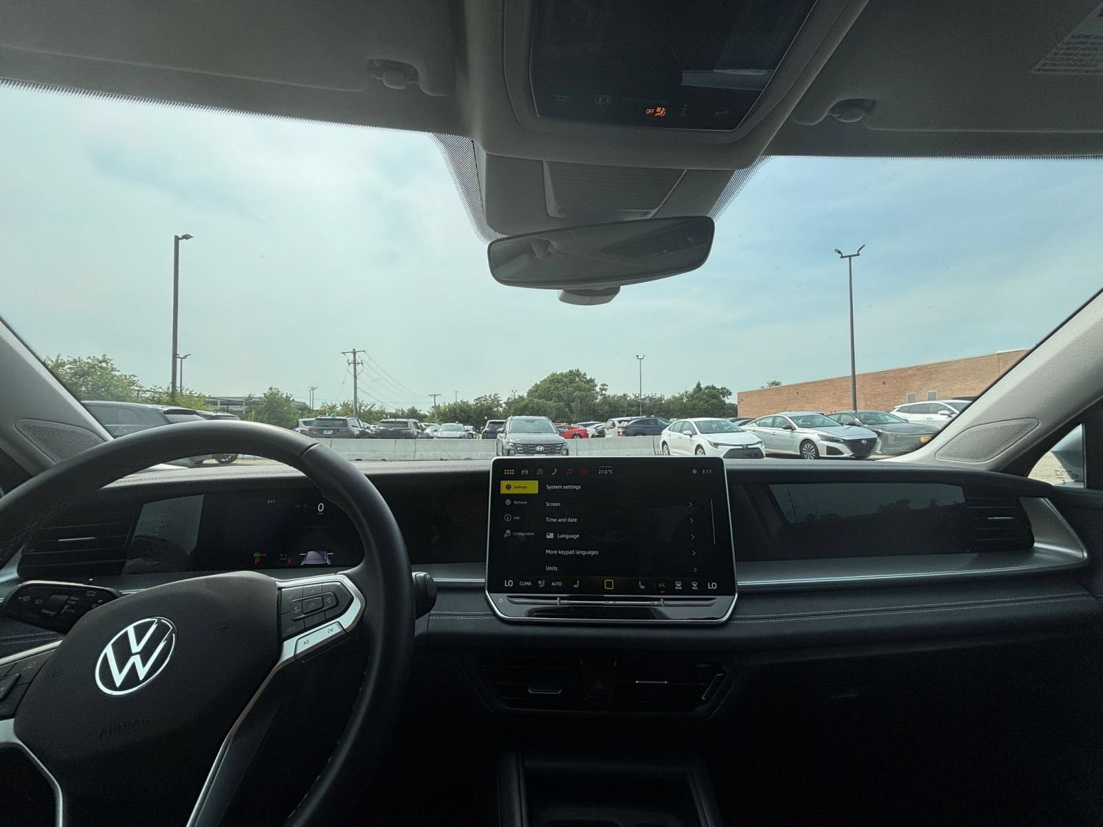 Thumbnail: 2026 Volkswagen Tiguan - 35