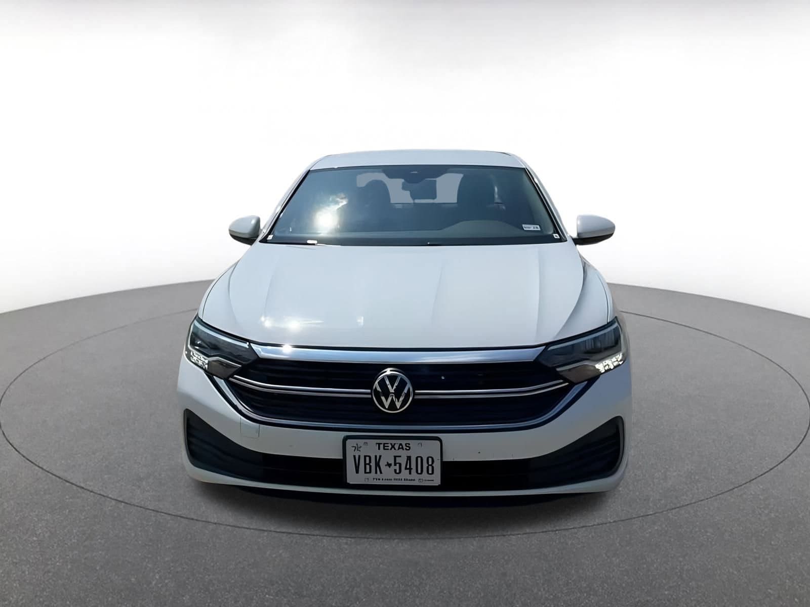 Thumbnail: 2024 Volkswagen Jetta - 4