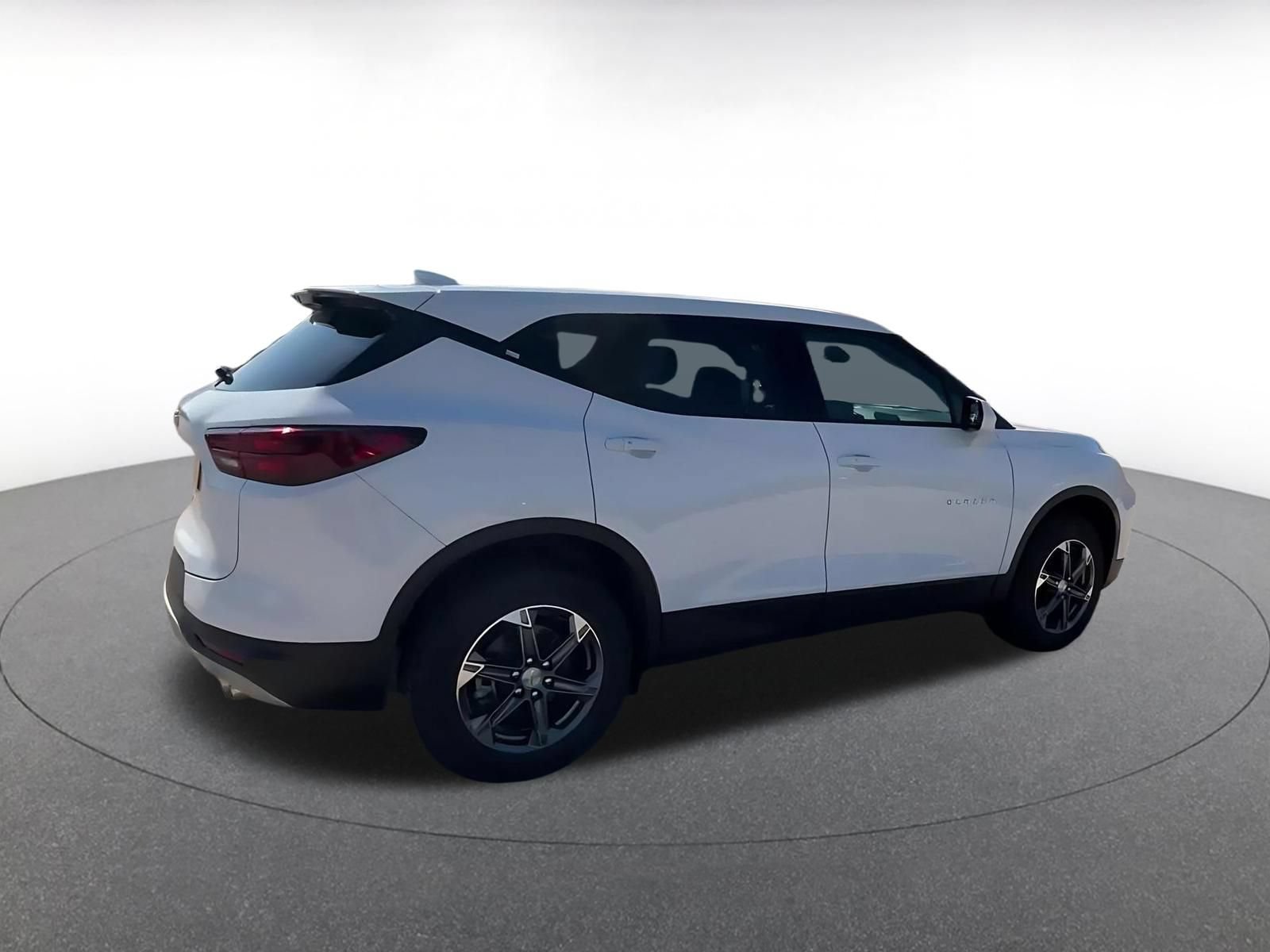 Thumbnail: 2026 Chevrolet Blazer - 12