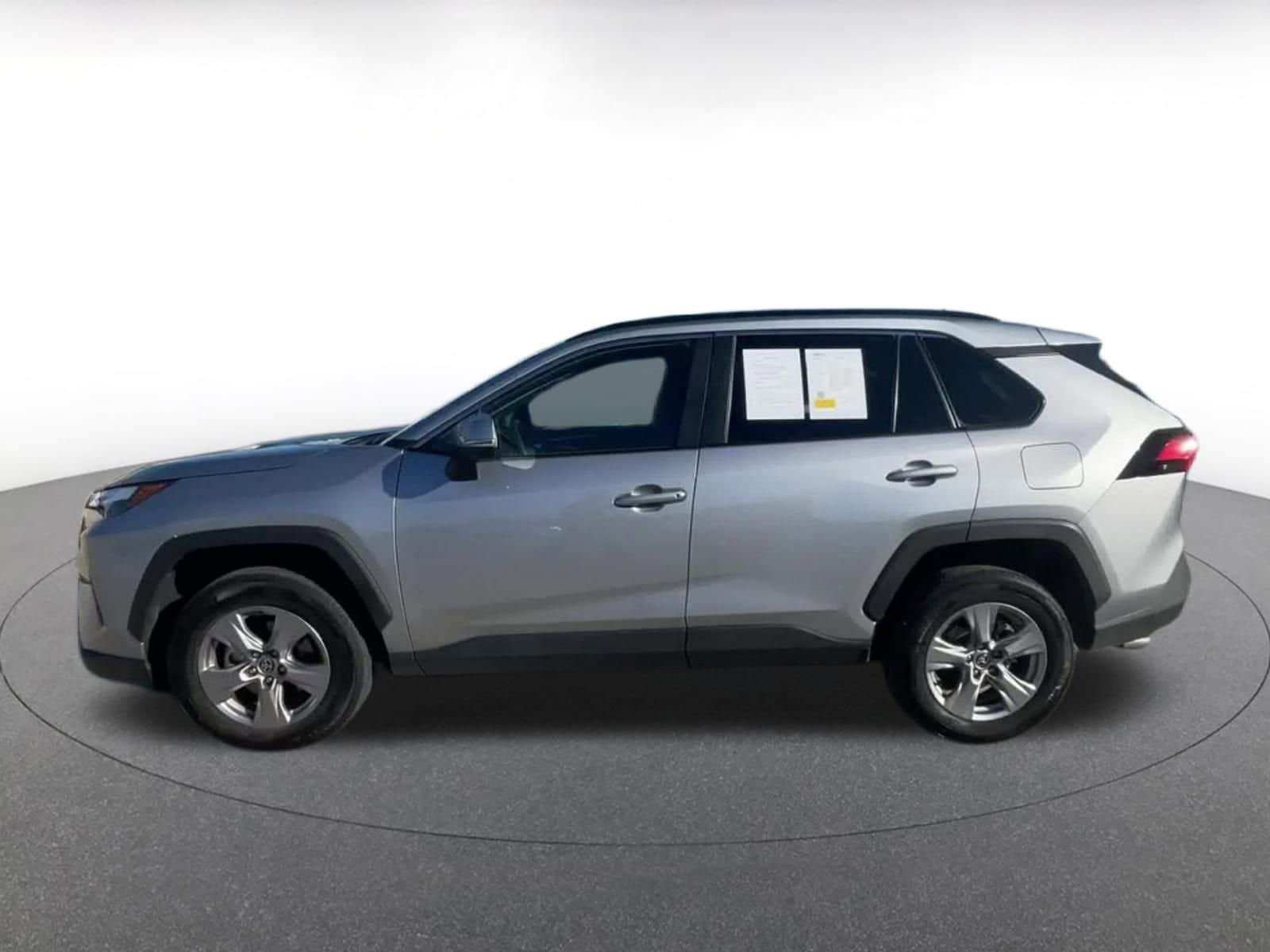 Thumbnail: 2025 Toyota RAV4 - 9