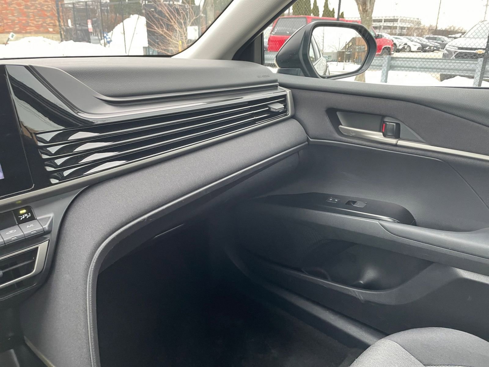 Thumbnail: 2025 Toyota Camry - 35