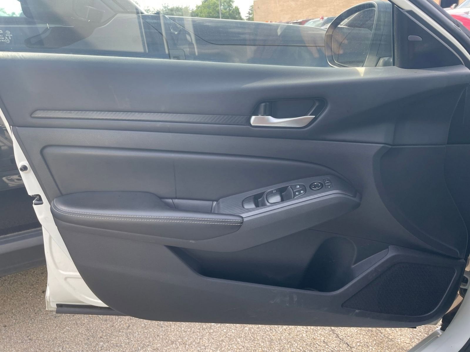 Thumbnail: 2024 Nissan Altima - 20