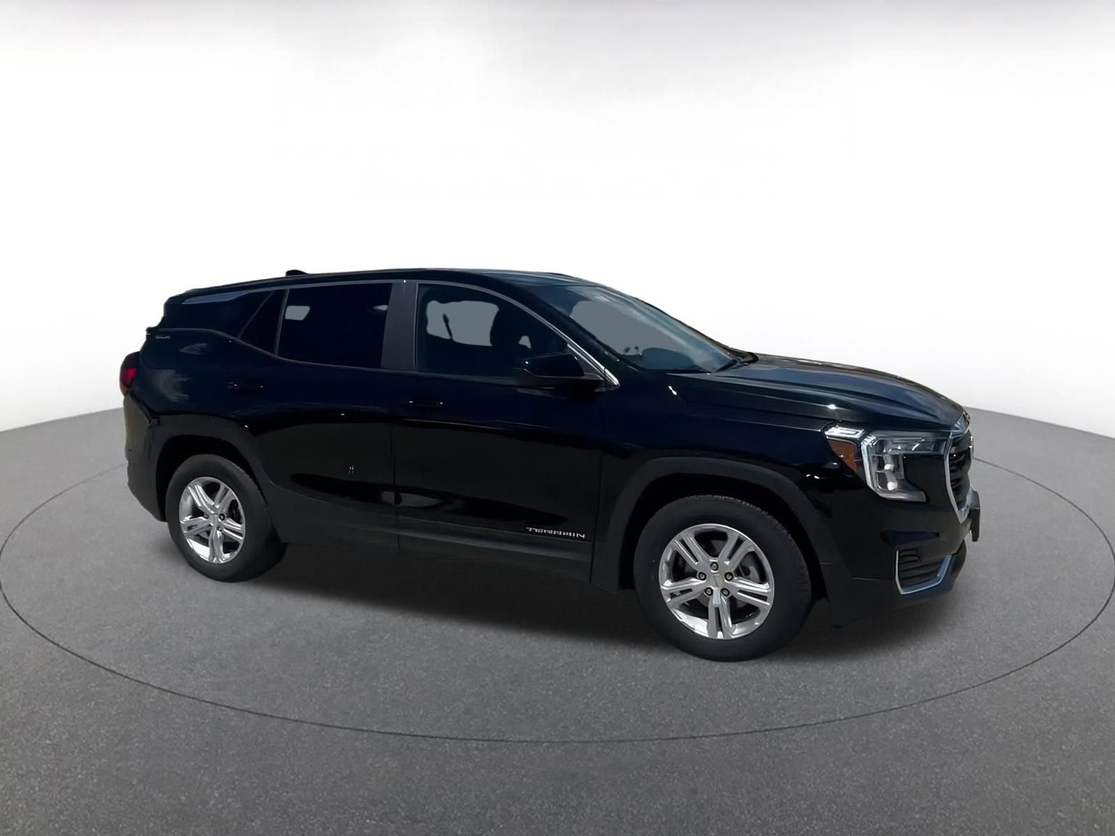 Thumbnail: 2024 GMC Terrain - 2