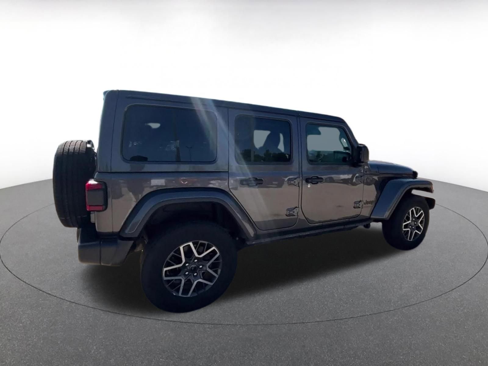 Thumbnail: 2025 Jeep Wrangler - 14