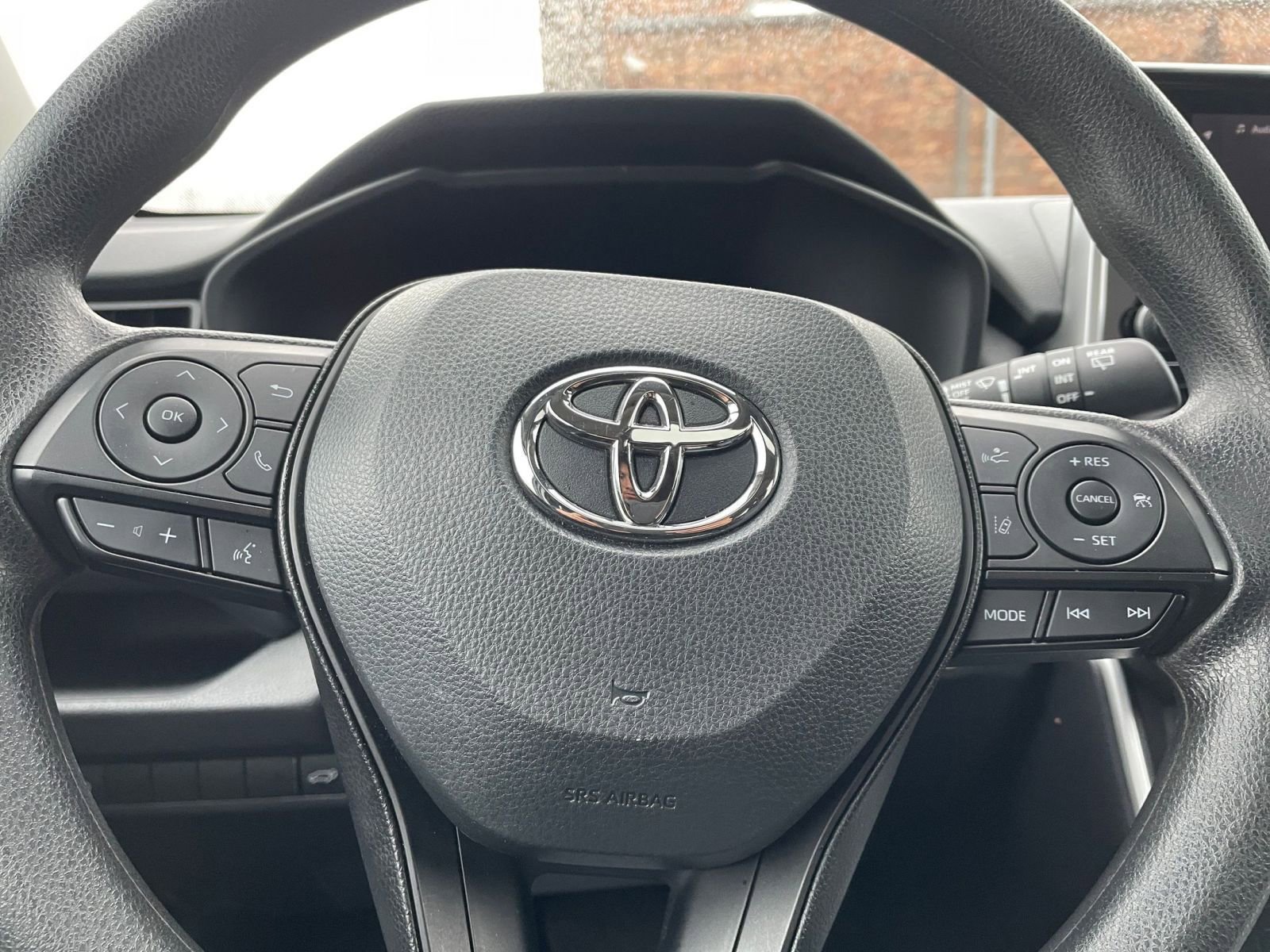 Thumbnail: 2025 Toyota RAV4 - 28