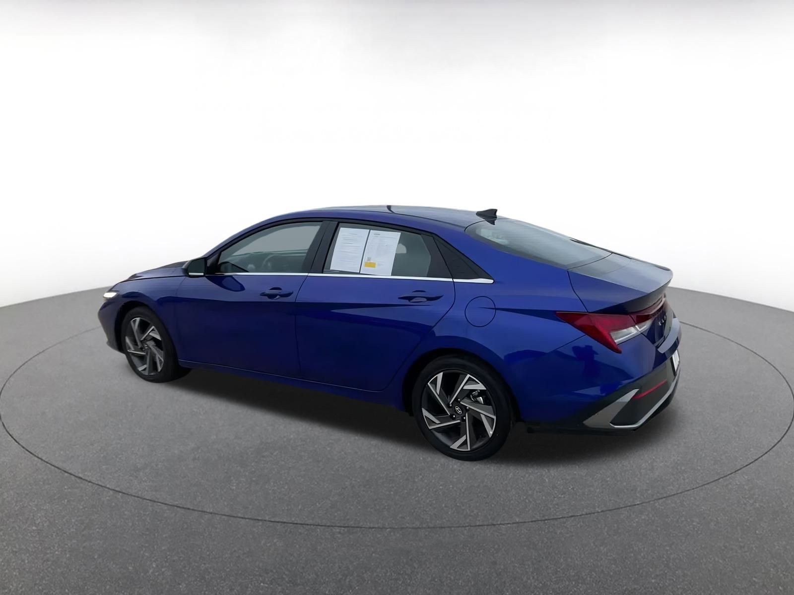 Thumbnail: 2025 Hyundai Elantra - 10