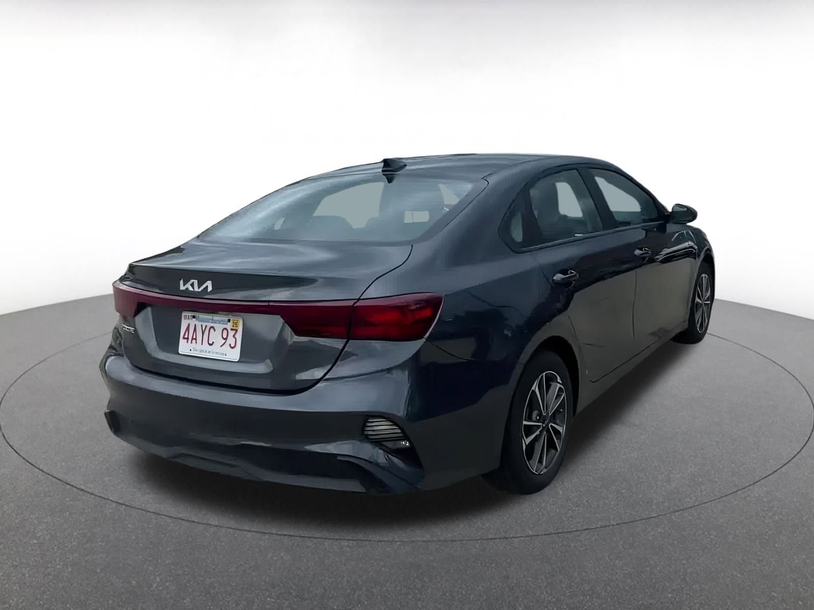 Thumbnail: 2024 Kia Forte - 14