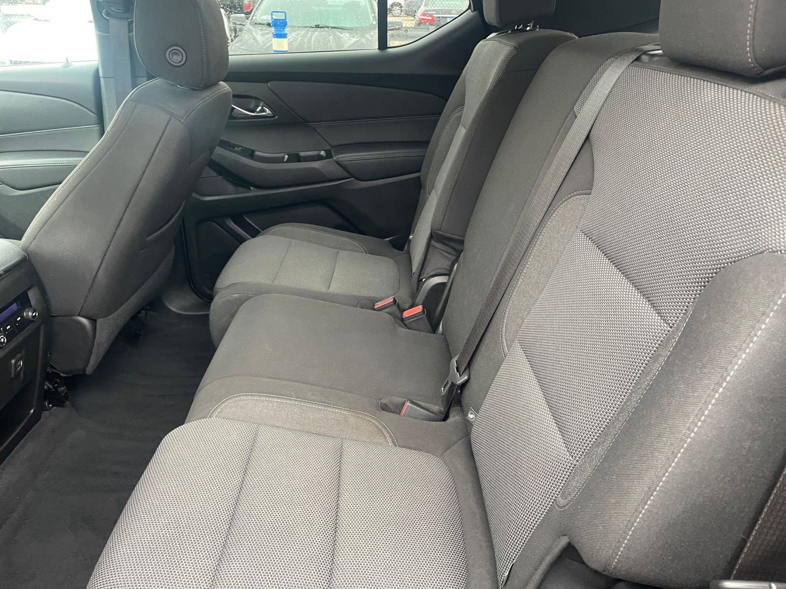 Thumbnail: 2023 Chevrolet Traverse - 25