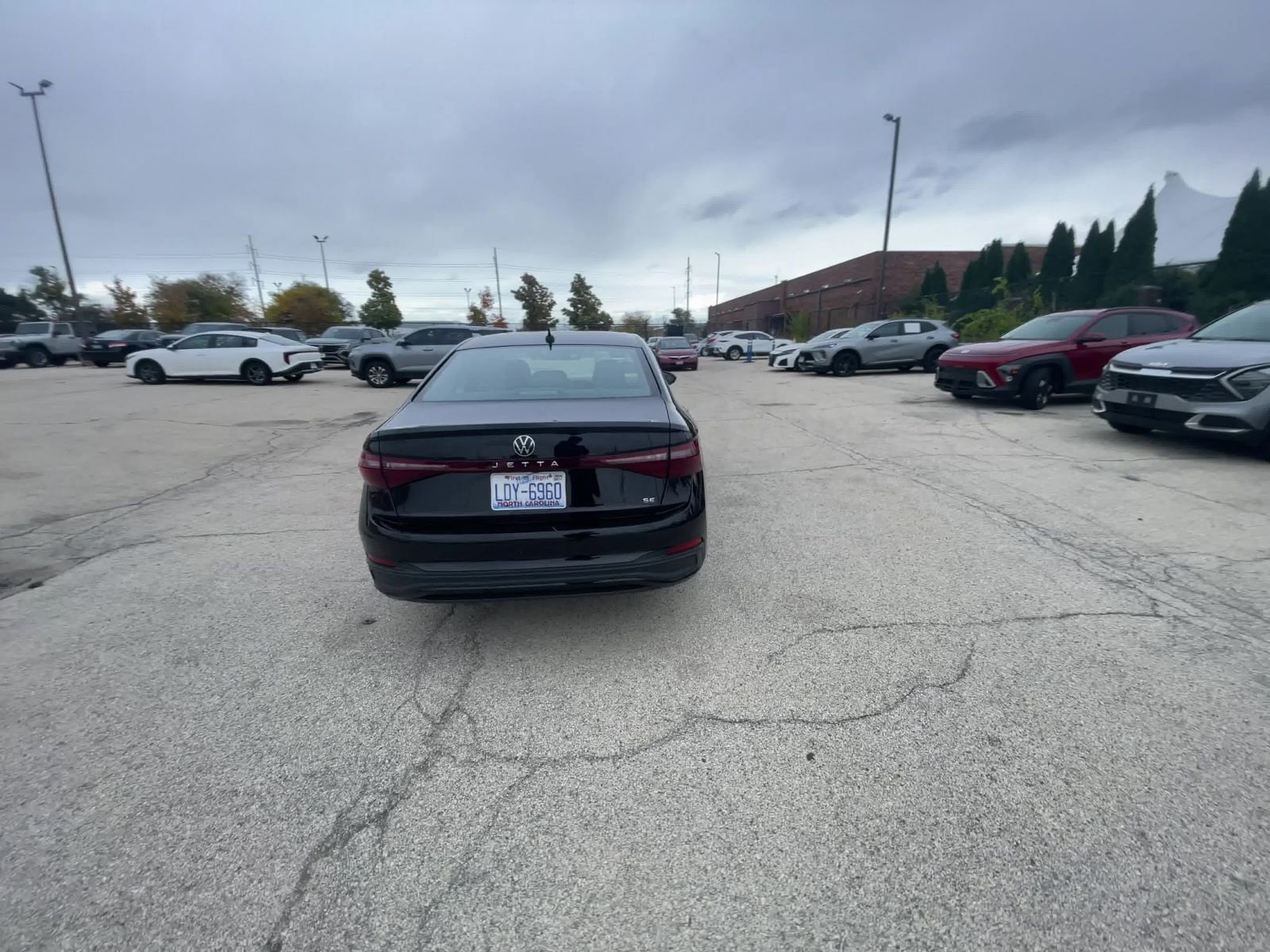 Thumbnail: 2025 Volkswagen Jetta - 16