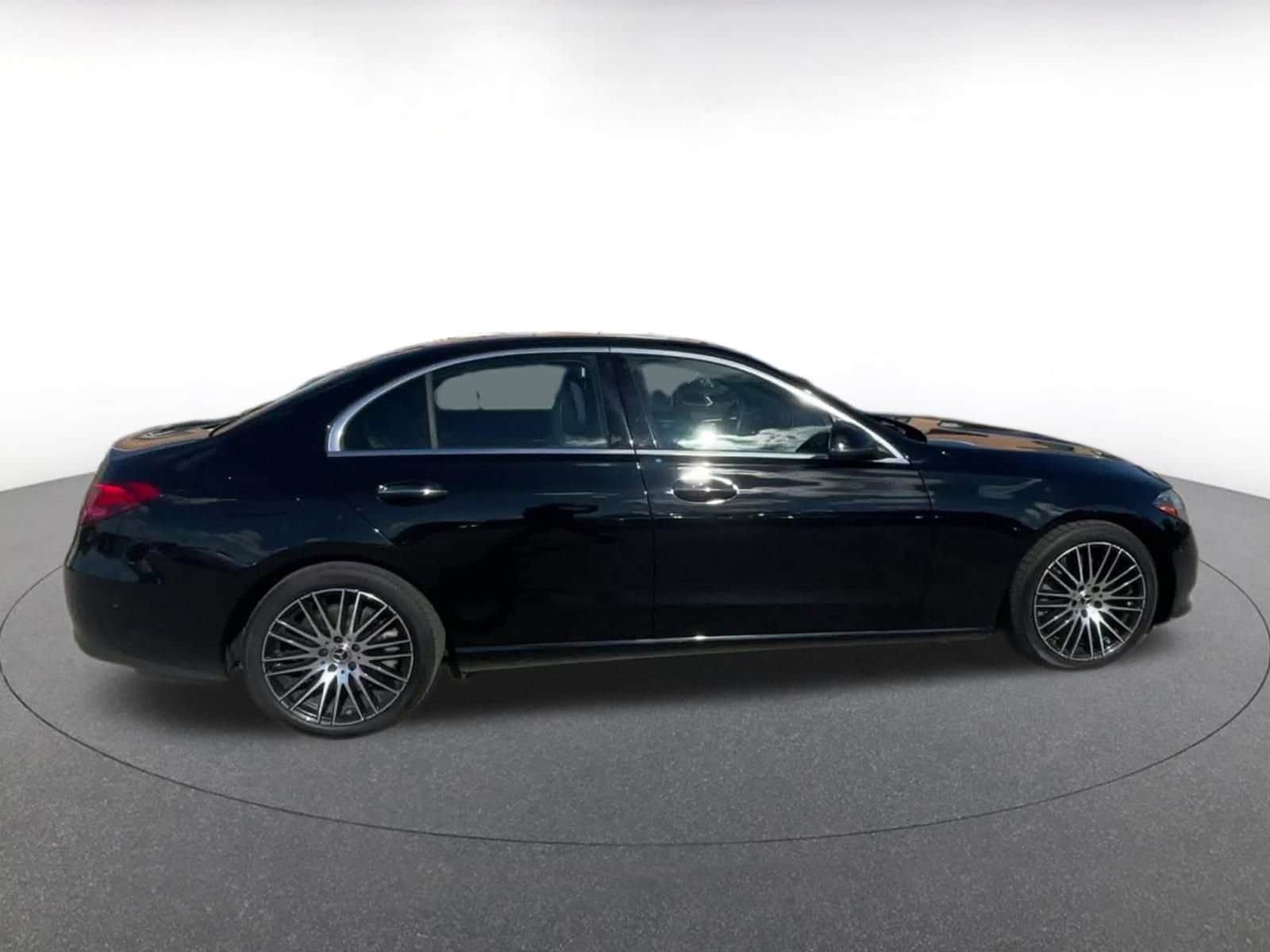 Thumbnail: 2024 Mercedes-Benz C-Class - 16