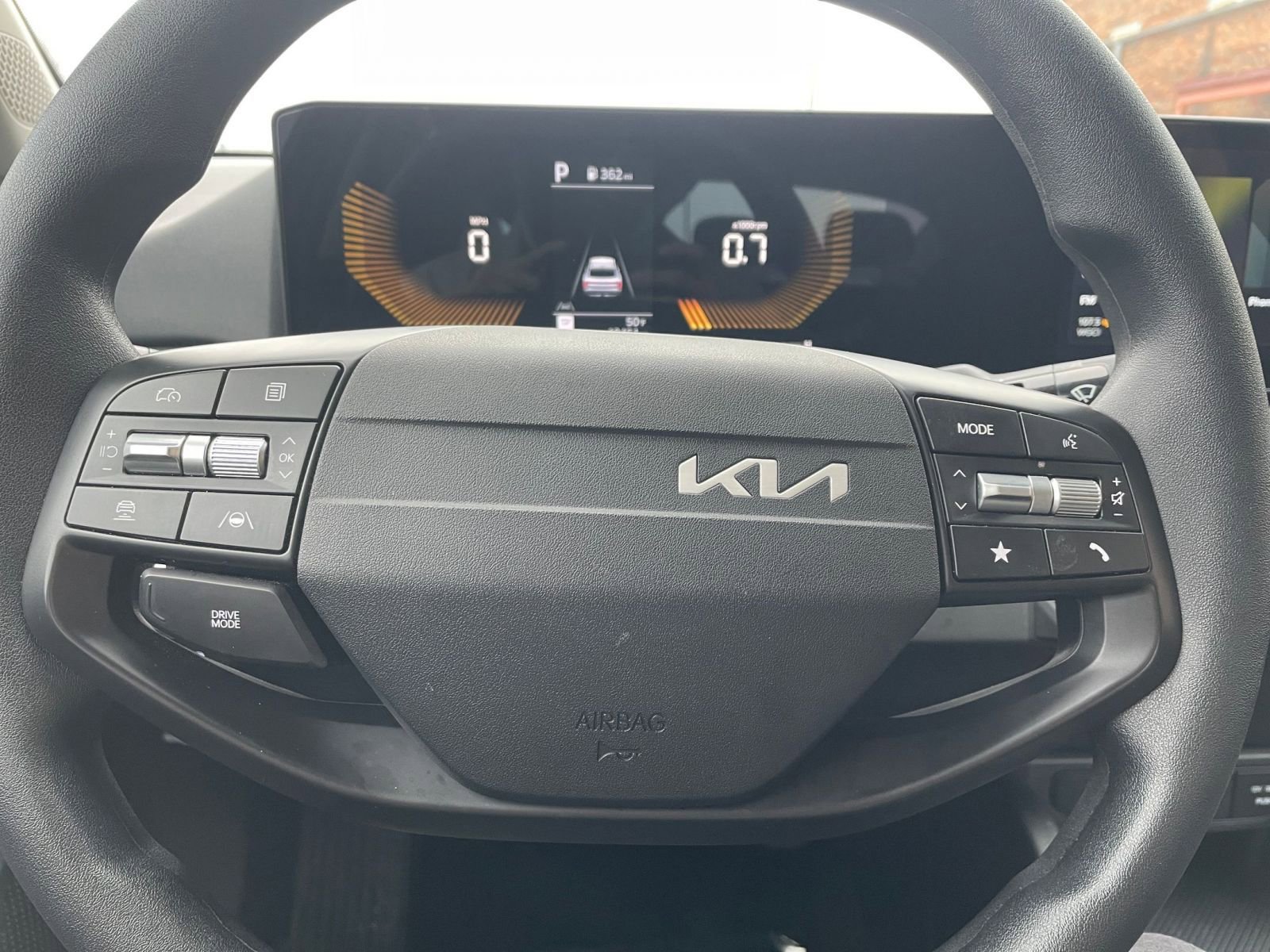 Thumbnail: 2025 Kia K4 - 28