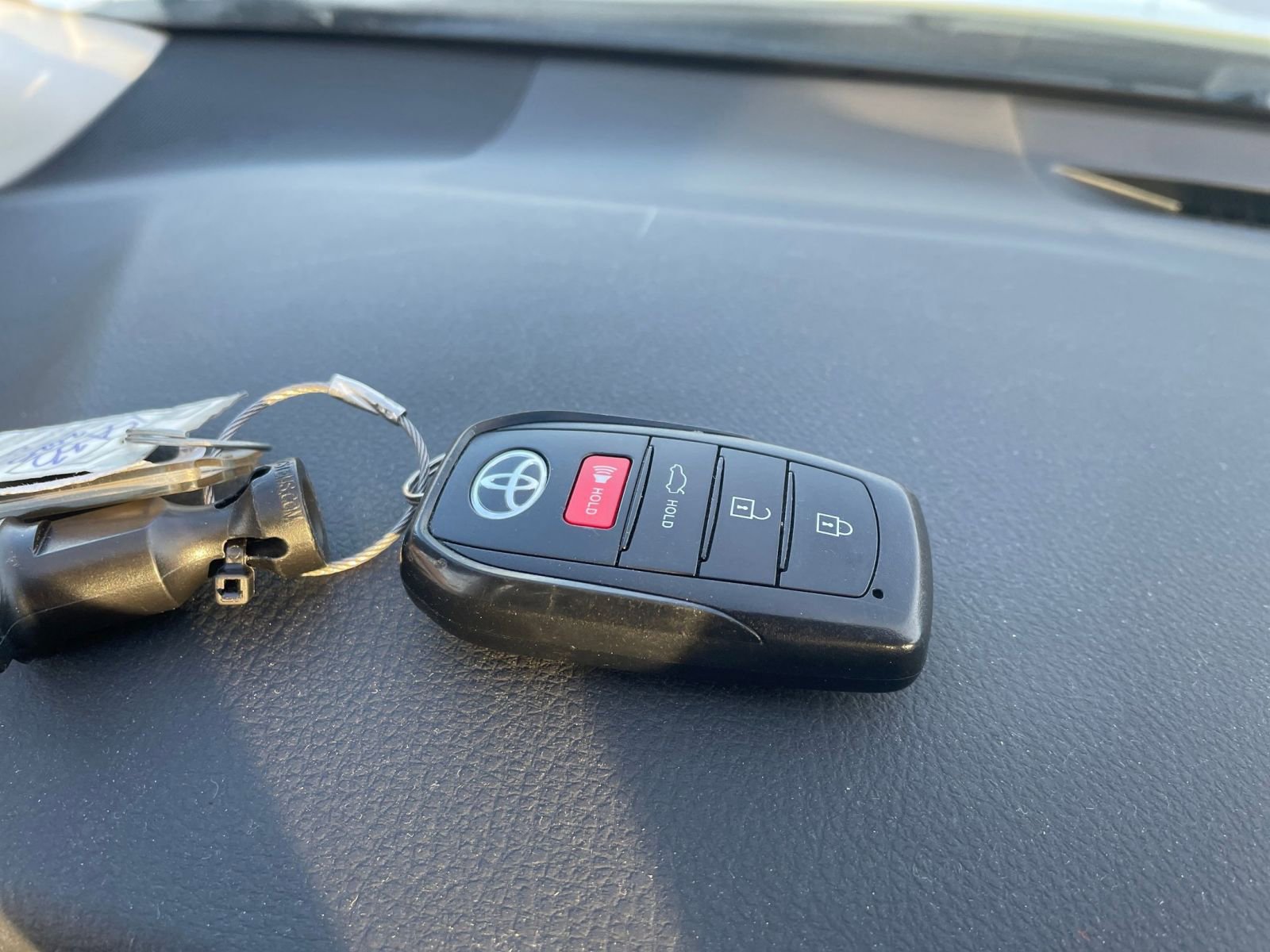 Thumbnail: 2025 Toyota Camry - 22