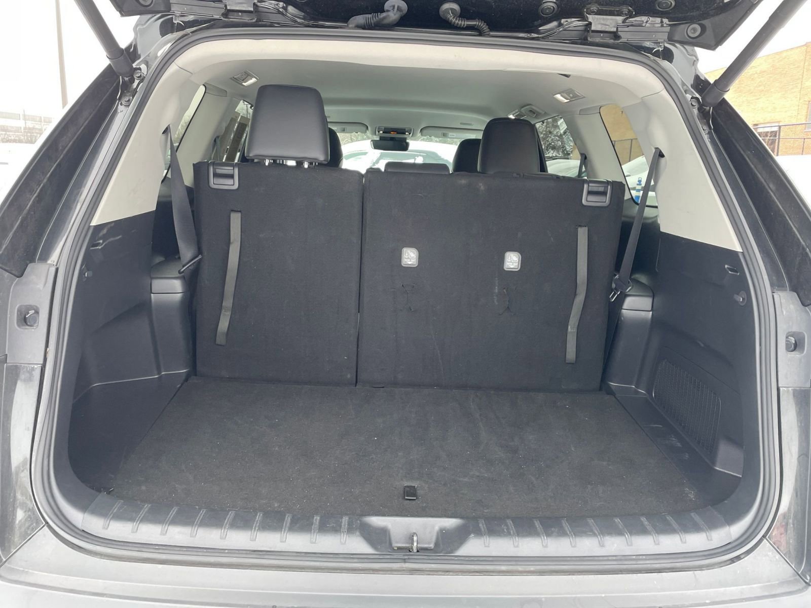 Thumbnail: 2025 Toyota Grand Highlander - 32