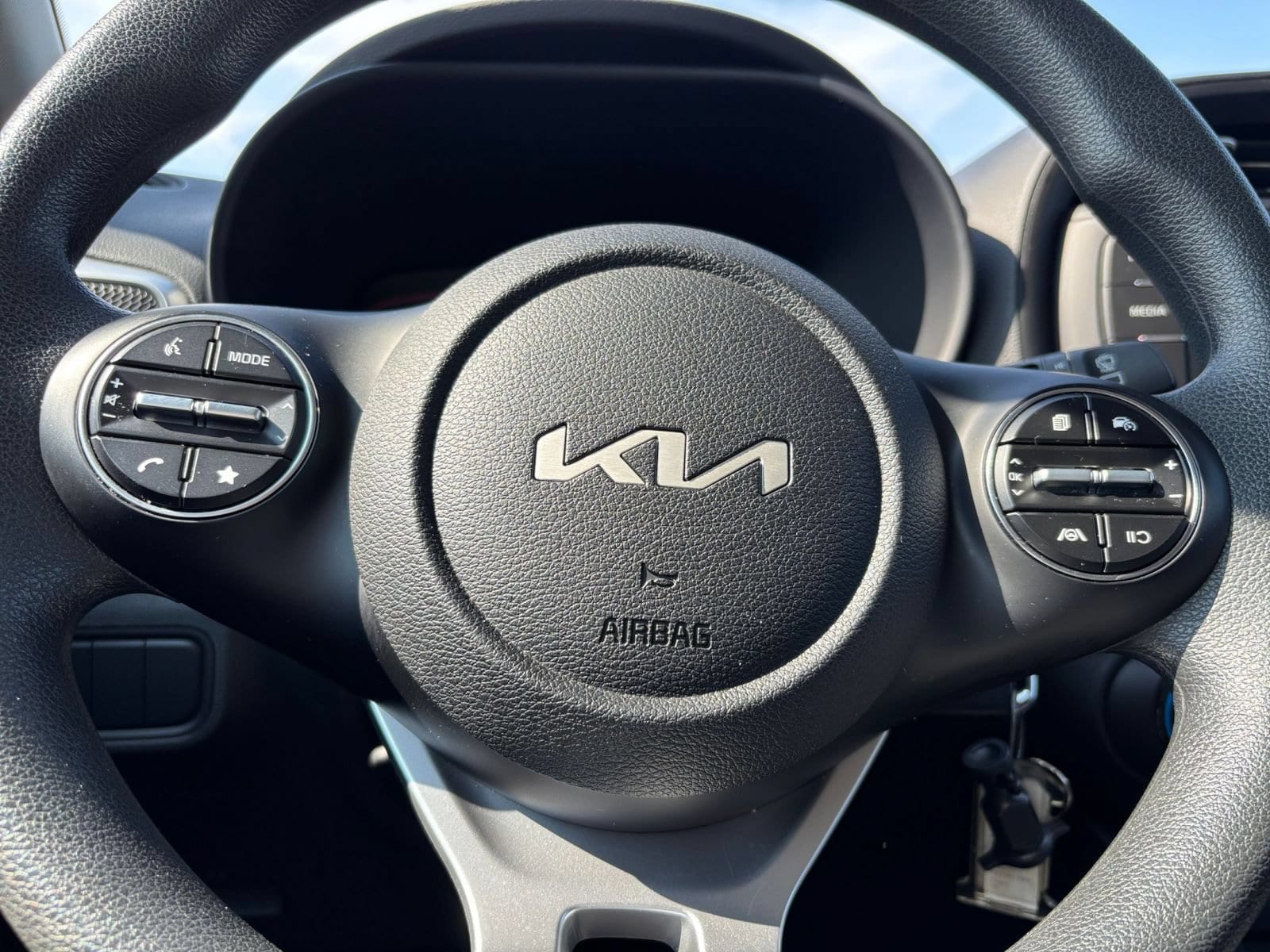 Thumbnail: 2025 Kia Soul - 25