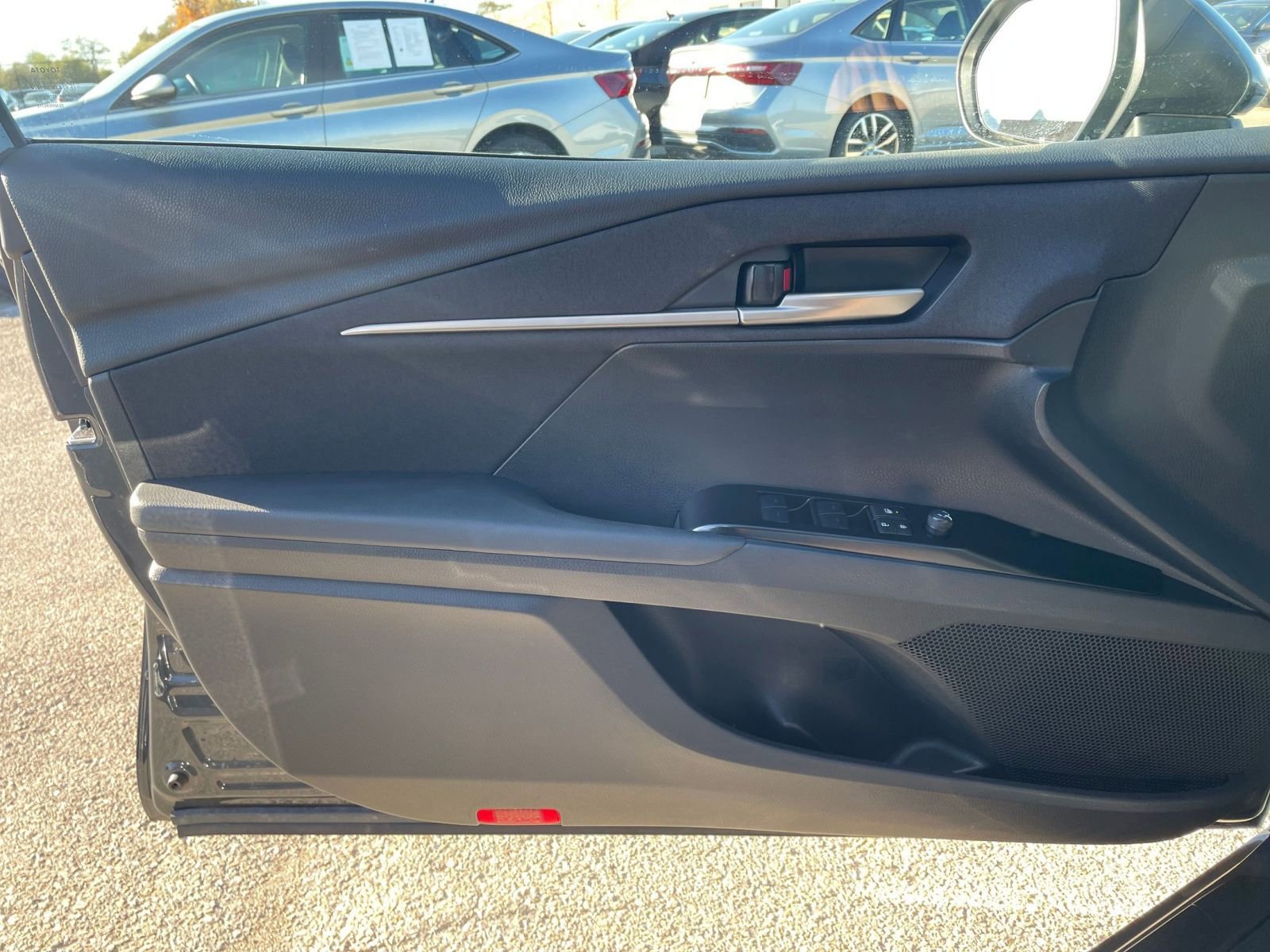 Thumbnail: 2025 Toyota Camry - 20