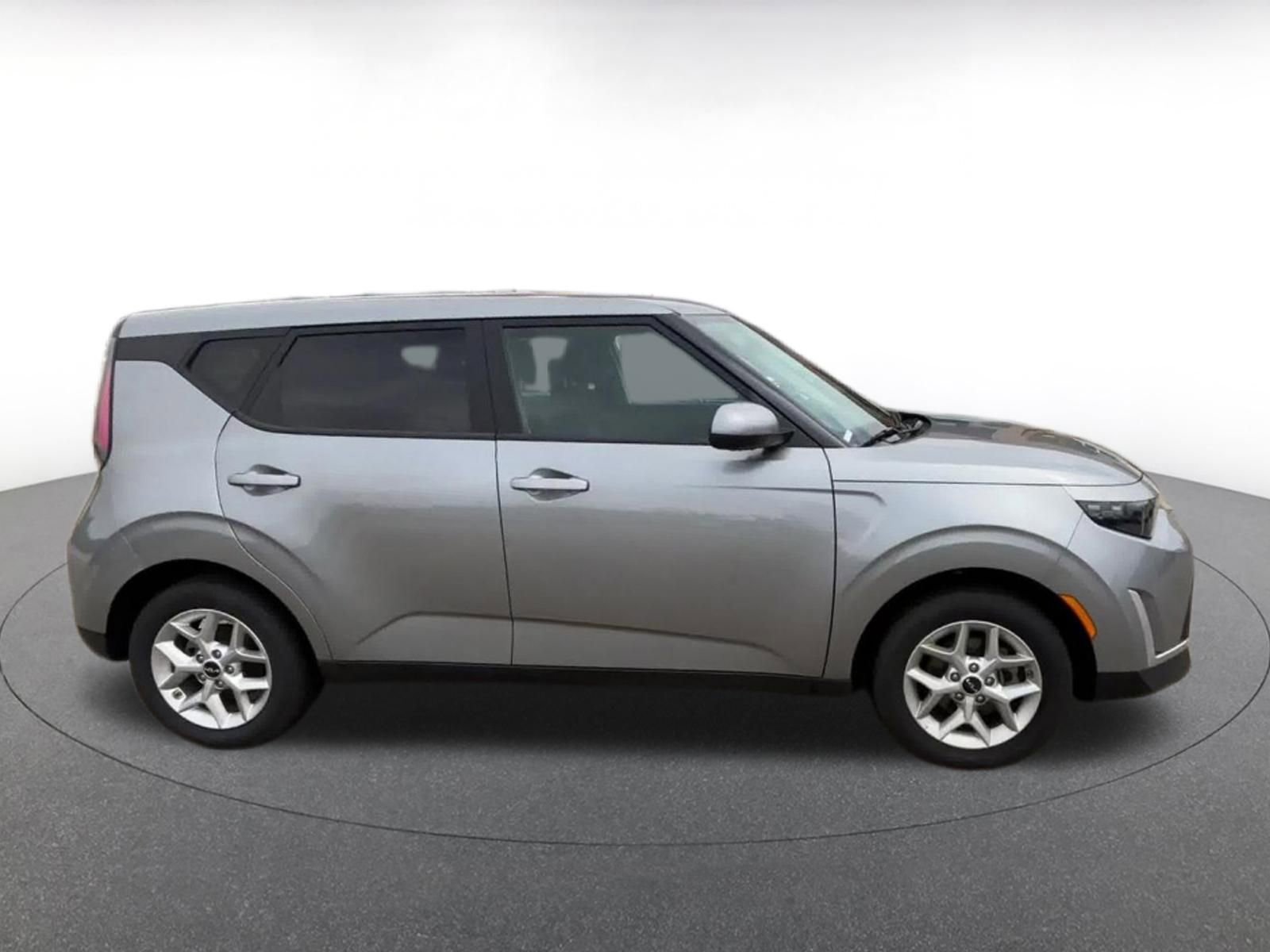 Thumbnail: 2025 Kia Soul - 16