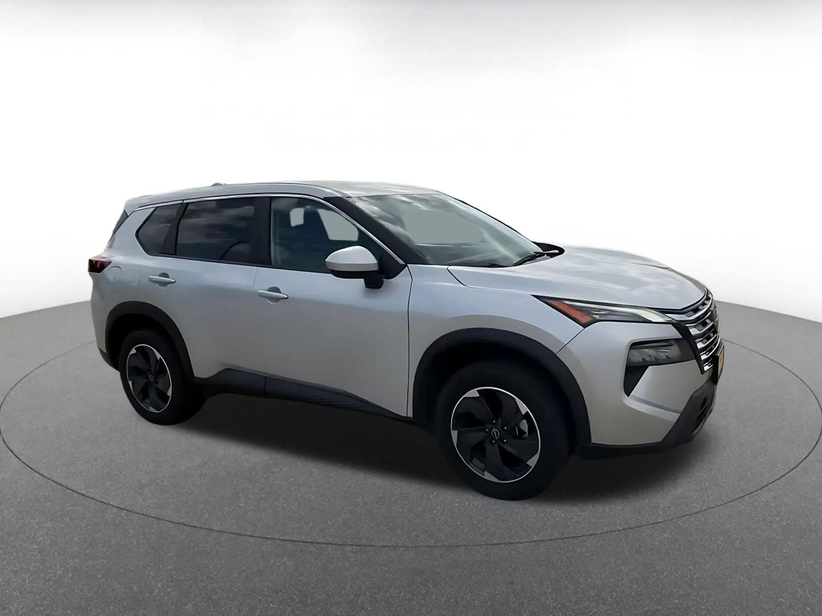 Thumbnail: 2025 Nissan Rogue - 2