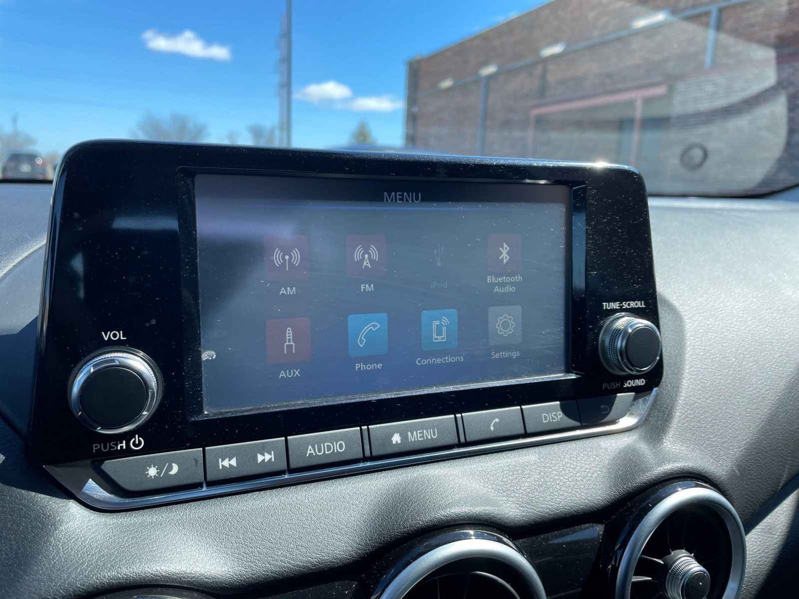 Thumbnail: 2025 Nissan Sentra - 20