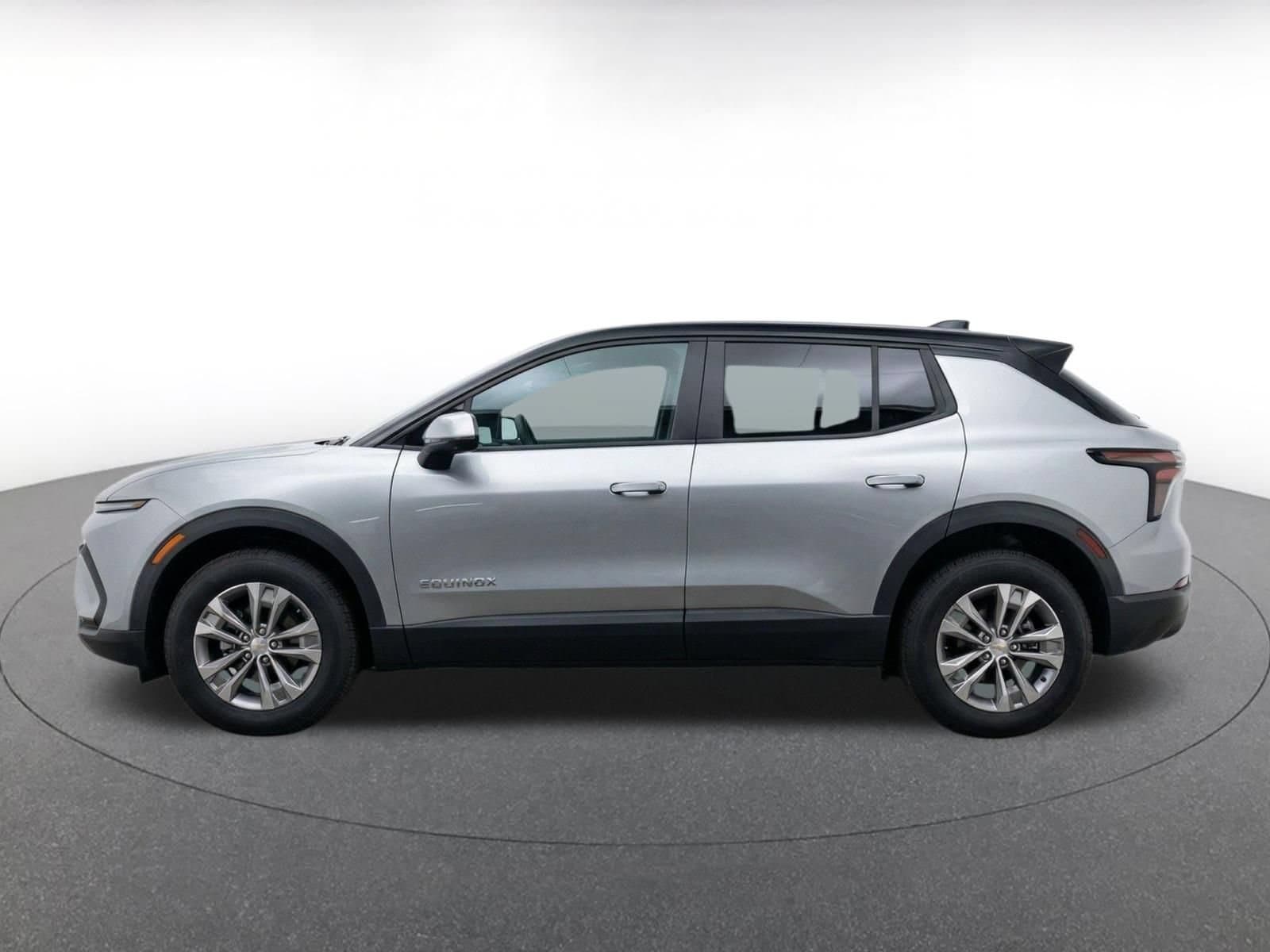 Thumbnail: 2025 Chevrolet Equinox - 4
