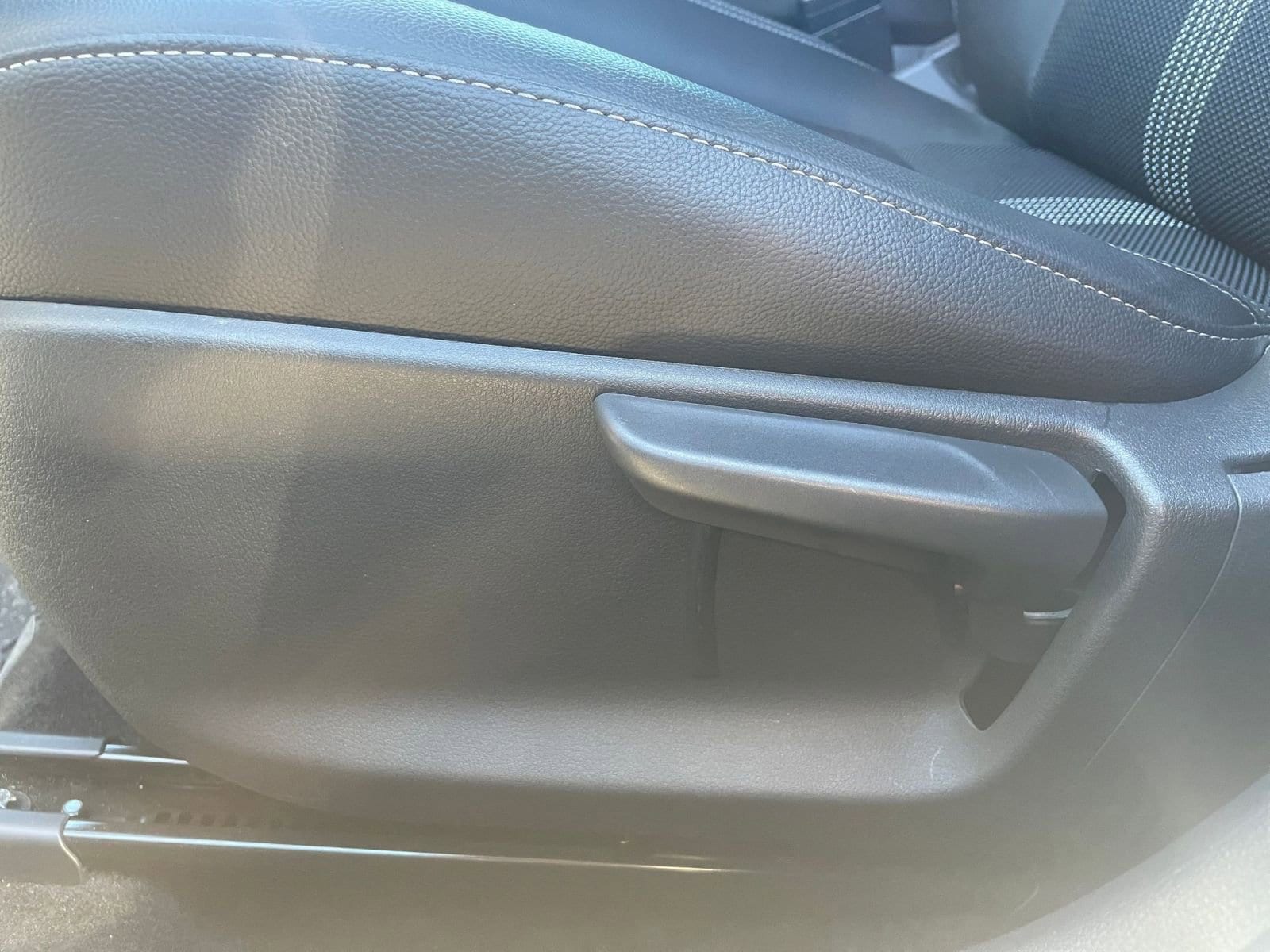 Thumbnail: 2025 Mazda CX-50 - 23