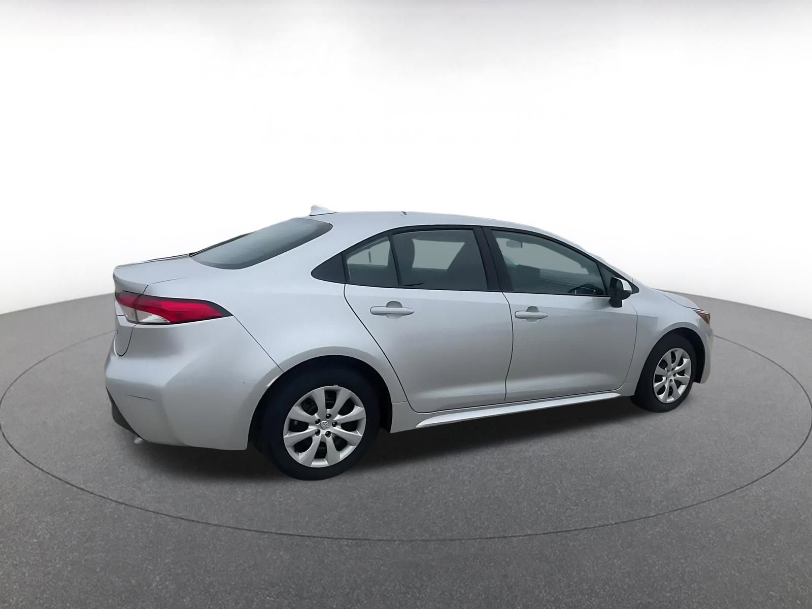 Thumbnail: 2025 Toyota Corolla - 15