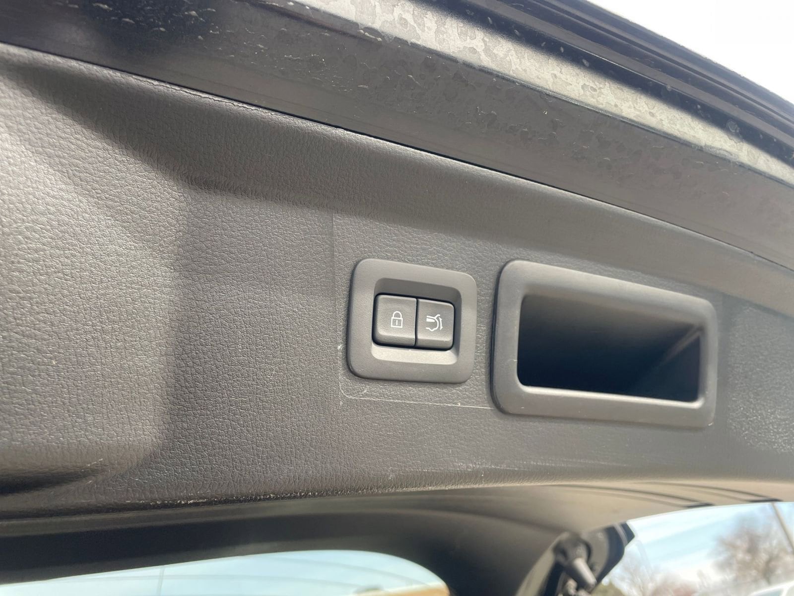 Thumbnail: 2025 Mazda CX-50 - 23