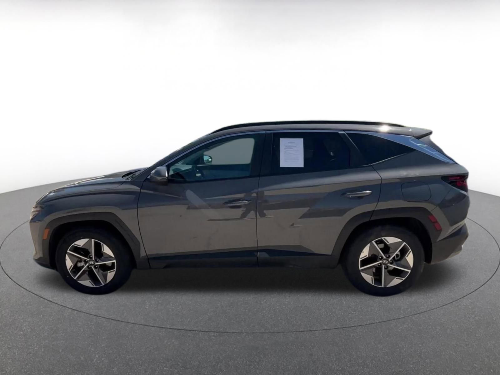 Thumbnail: 2025 Hyundai Tucson - 9