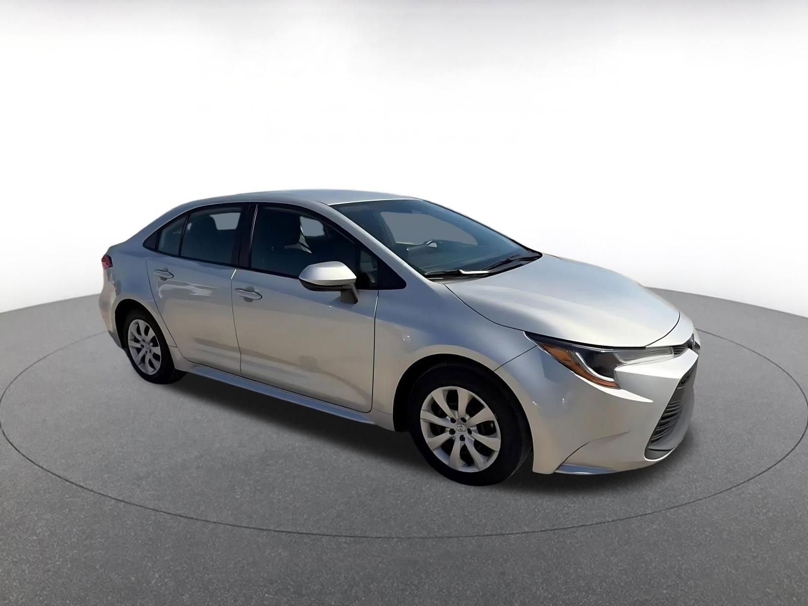 Thumbnail: 2025 Toyota Corolla - 2